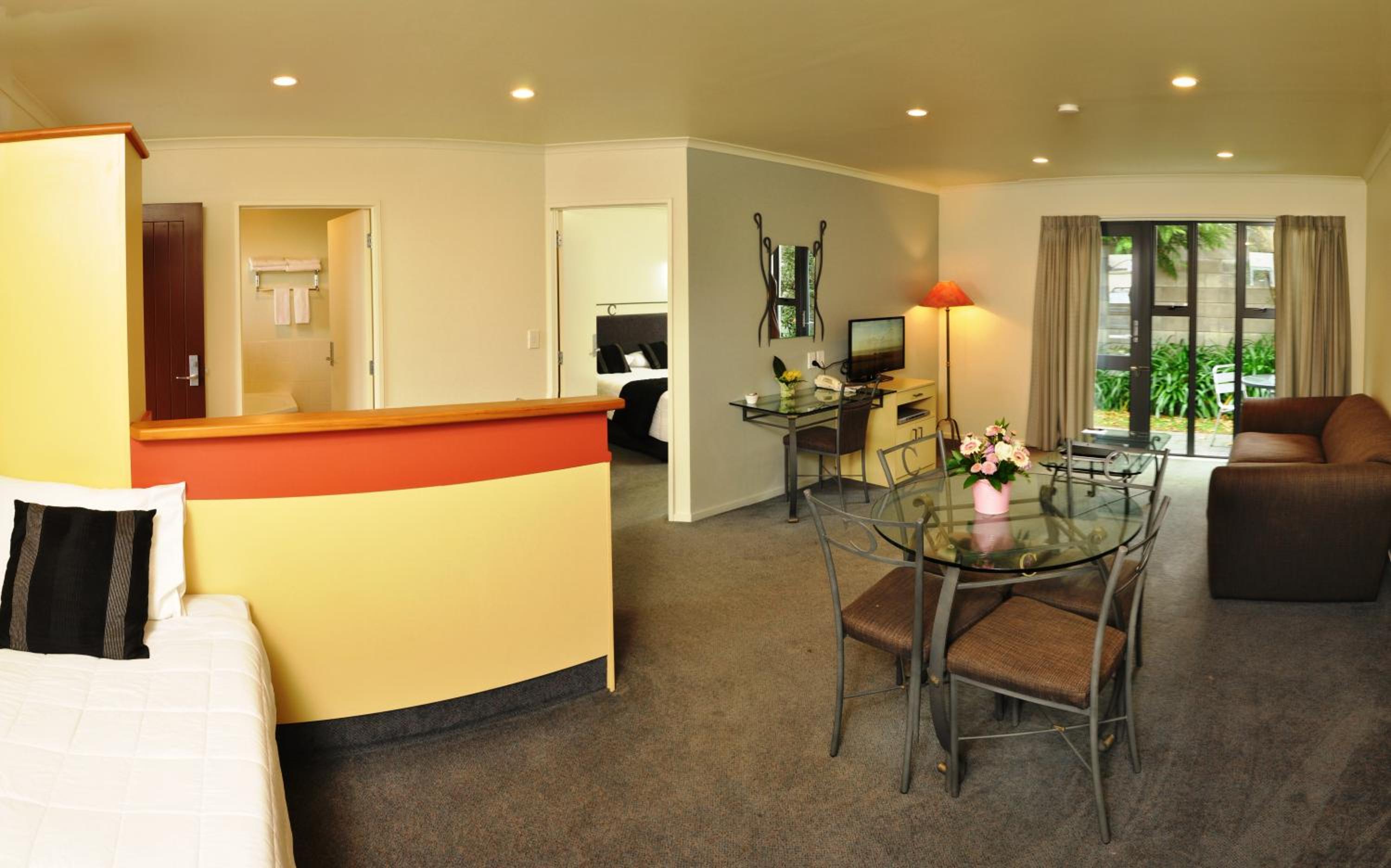 Chancellor Motor Lodge and Conference Centre