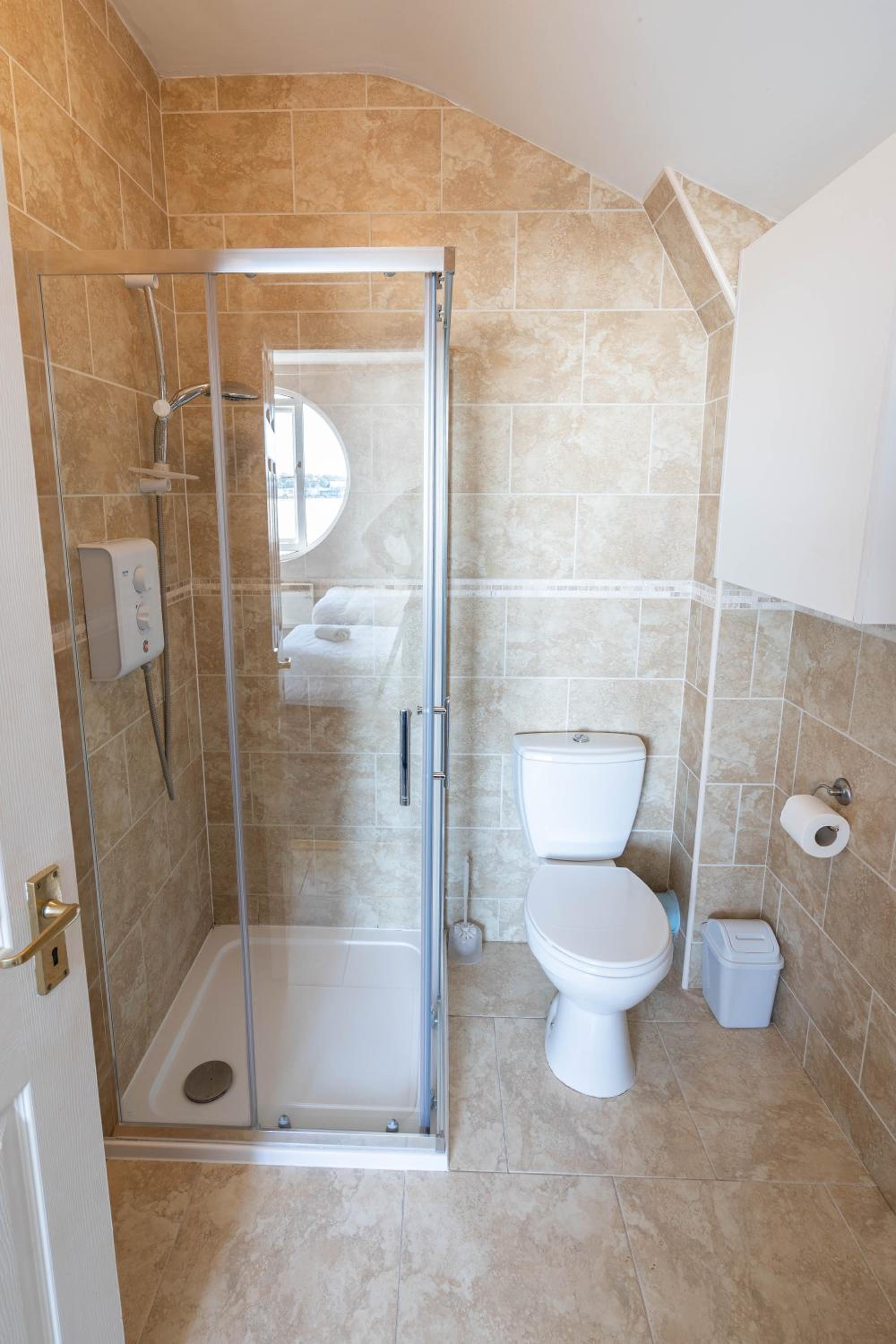 Riverside Townhouse Carrick