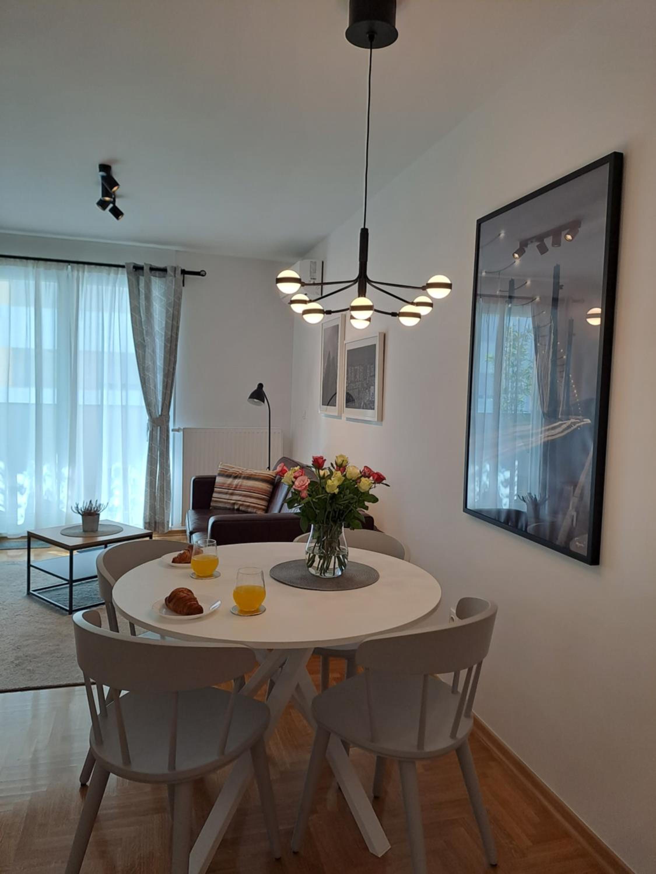 Zagreb Vacations - Abstract City Apartman - Property Image 4