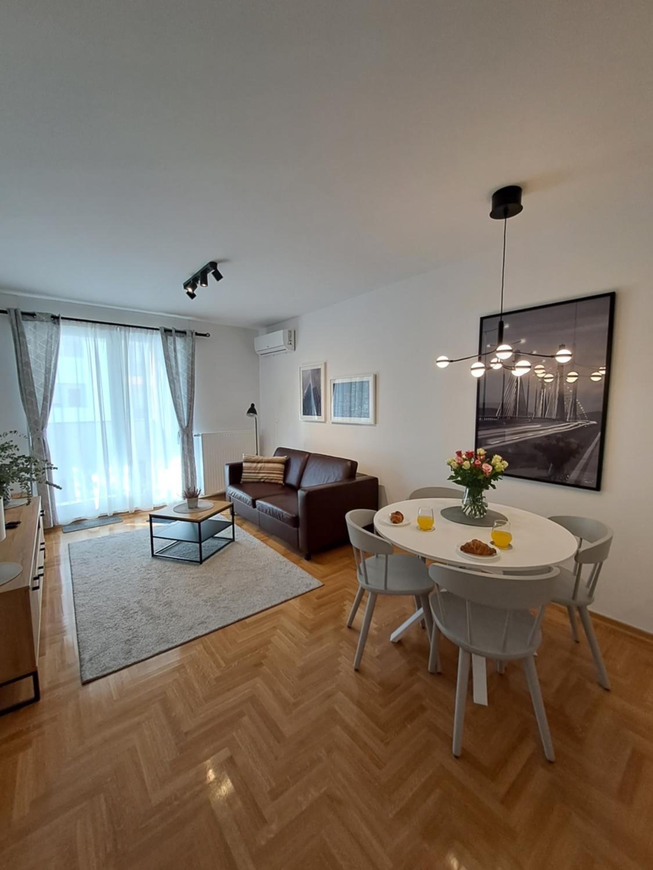 Zagreb Vacations - Abstract City Apartman - Property Image 23