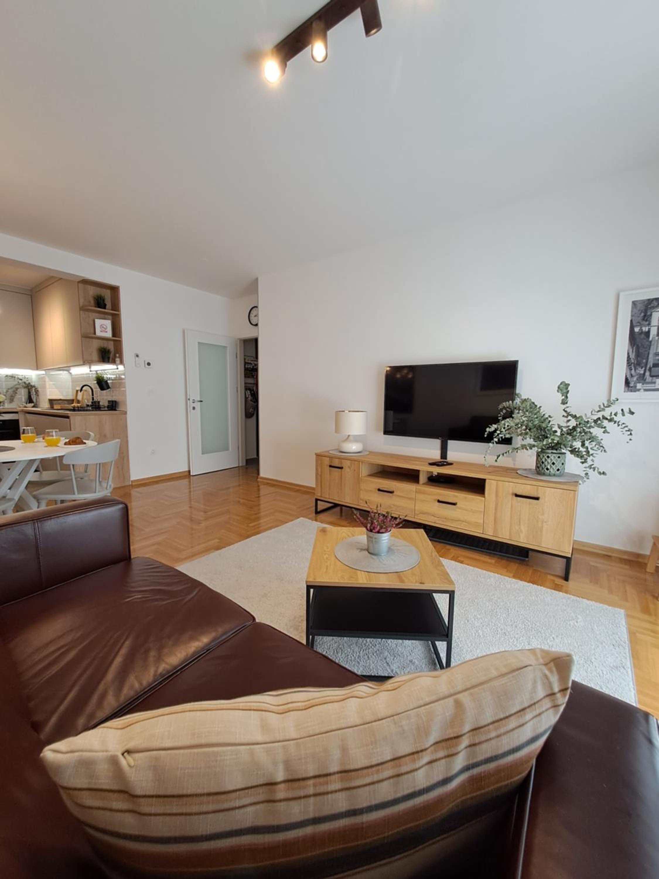 Zagreb Vacations - Abstract City Apartman - Property Image 22