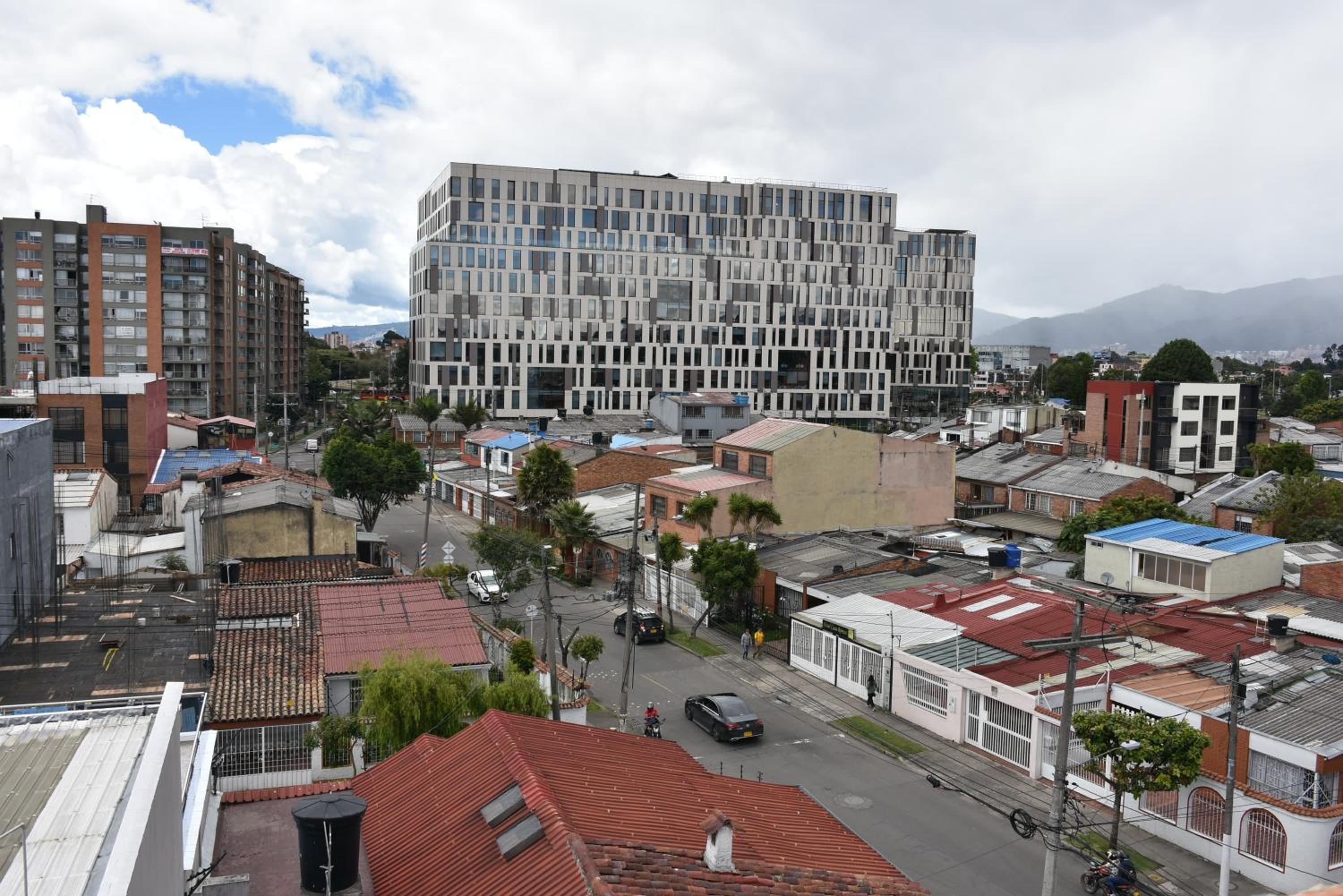 ApartaHotel Modelia con Parqueadero
