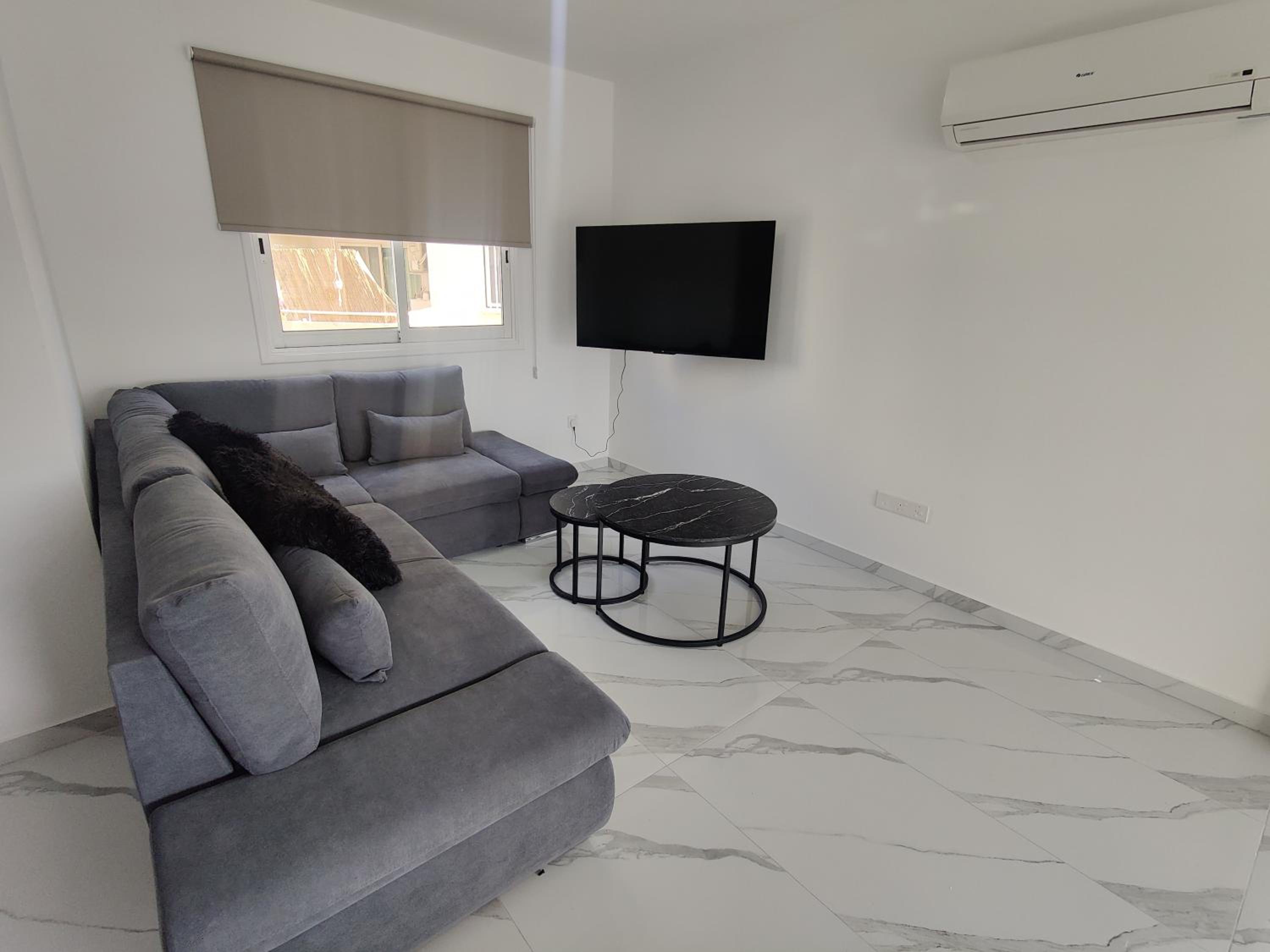 Maestro I Apartment
