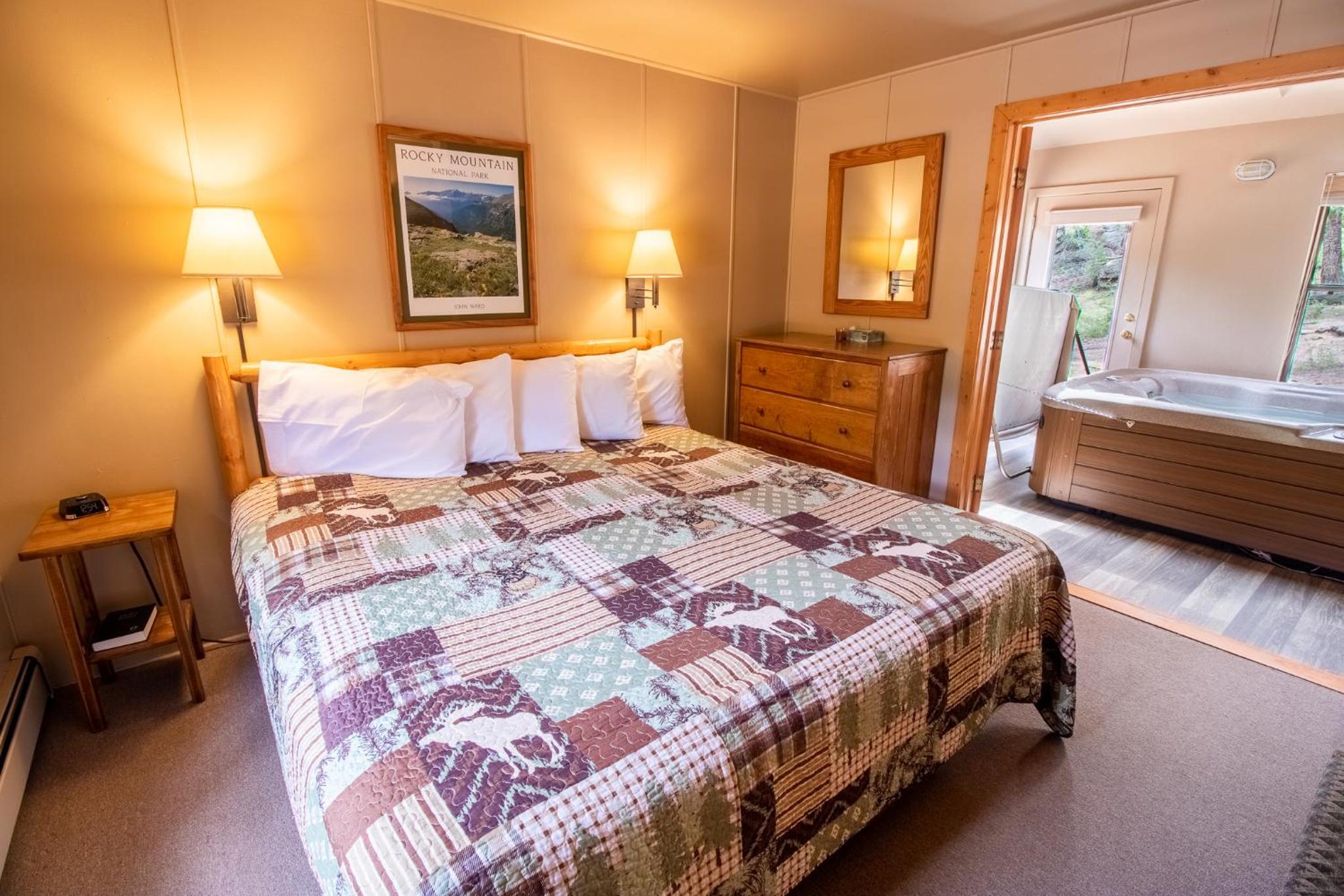 Castle Mountain Lodge