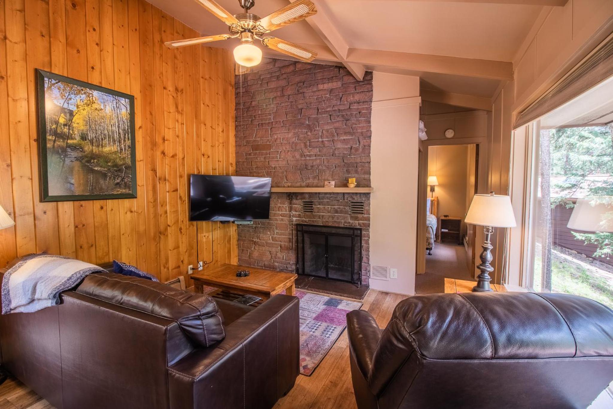 Castle Mountain Lodge