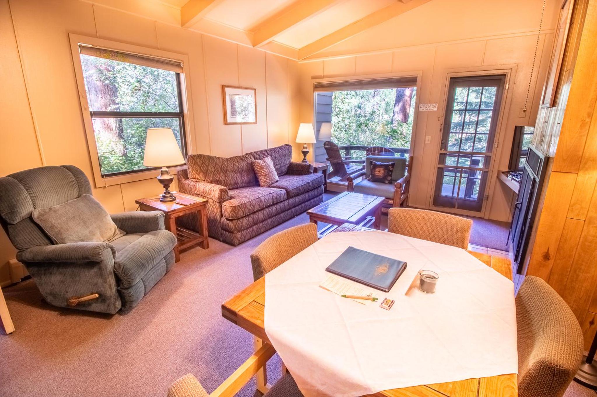 Castle Mountain Lodge