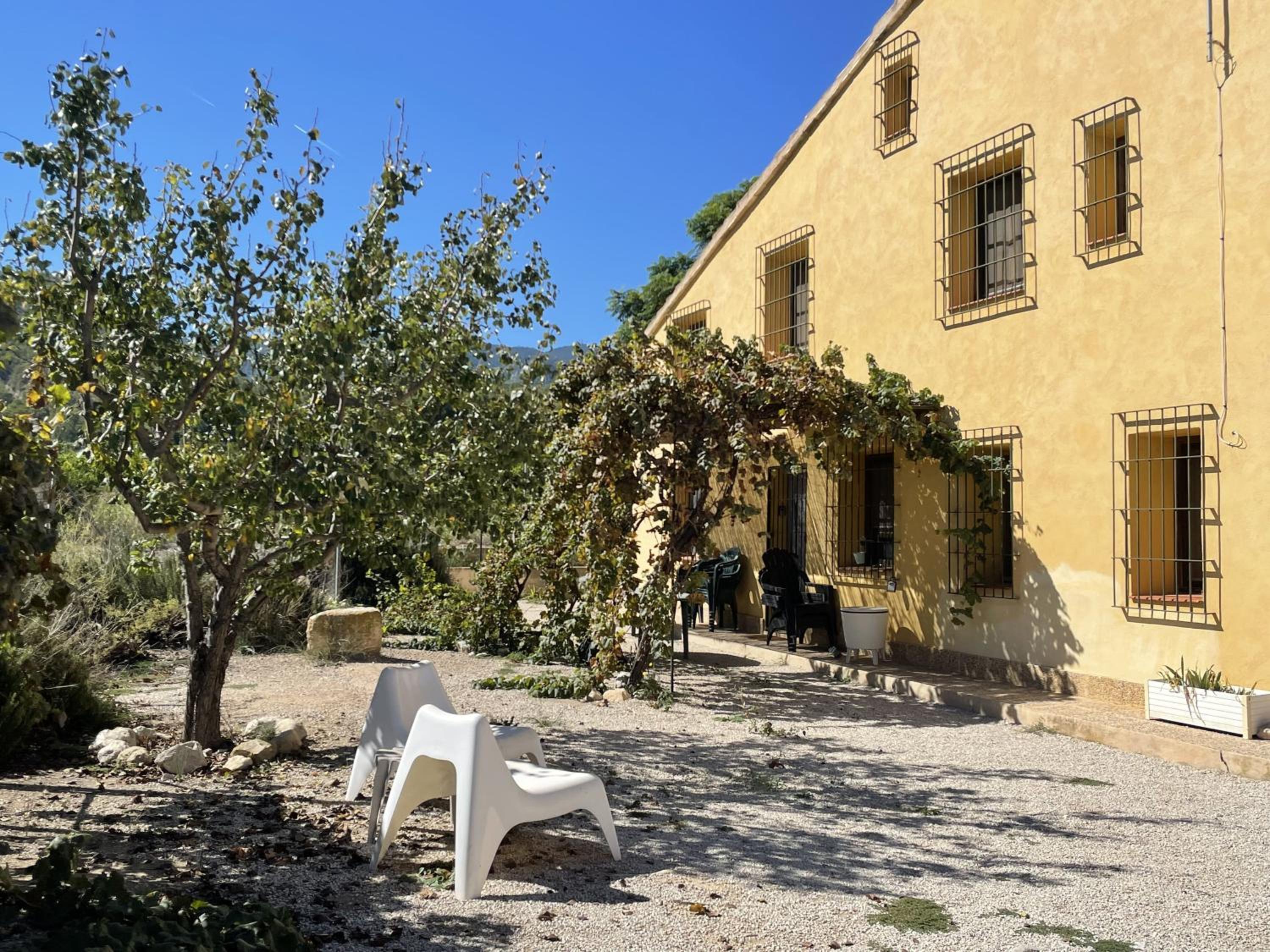Casas Amarillas. Finca el Campillo