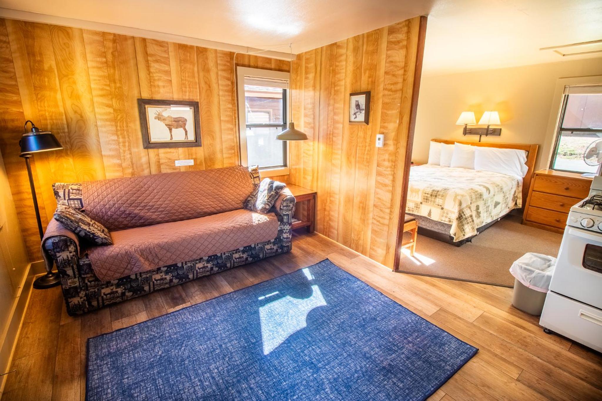 Castle Mountain Lodge