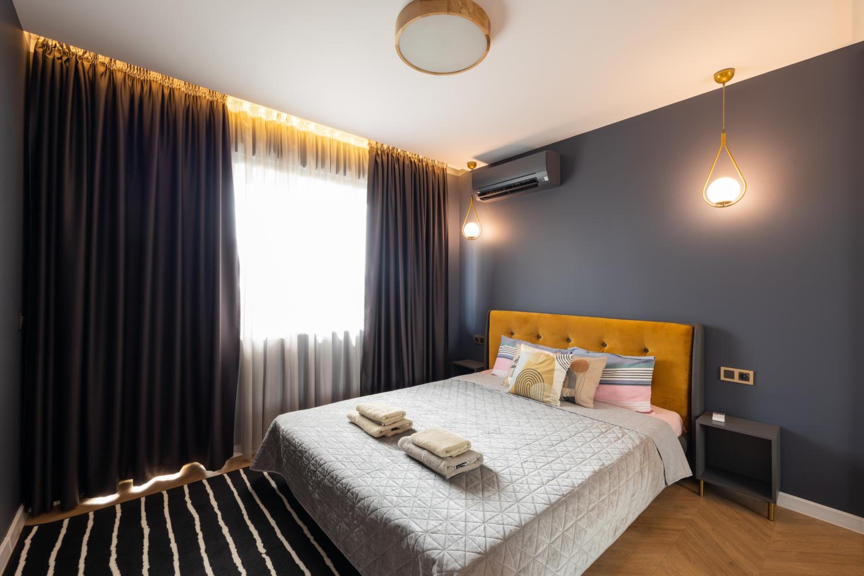 TOPAZ Beachfront Apartment