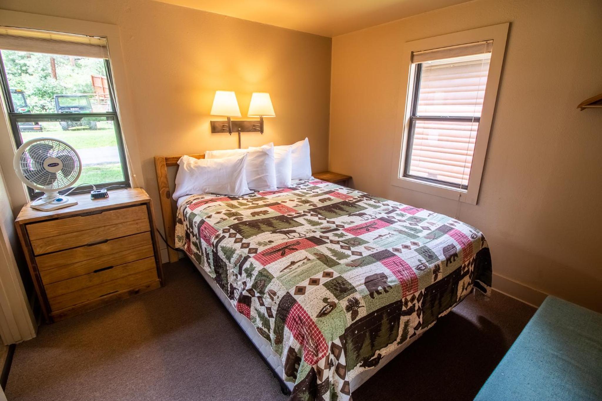 Castle Mountain Lodge