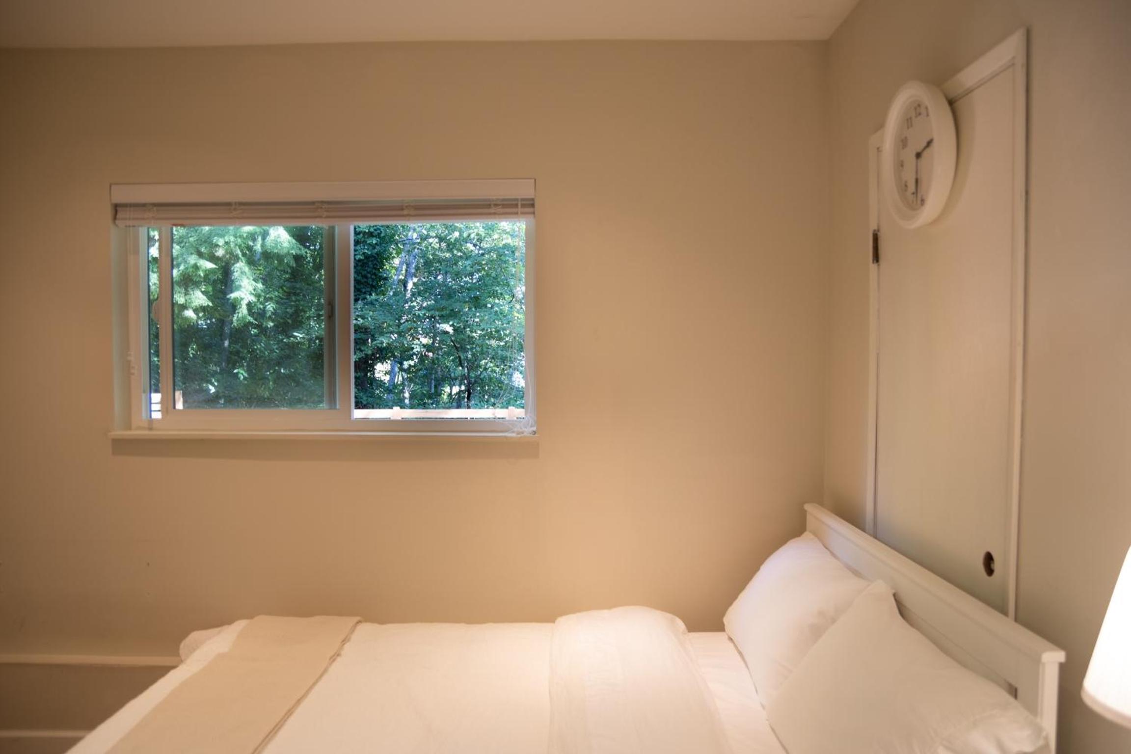 Creek Side 2-Bedroom Guest Suite