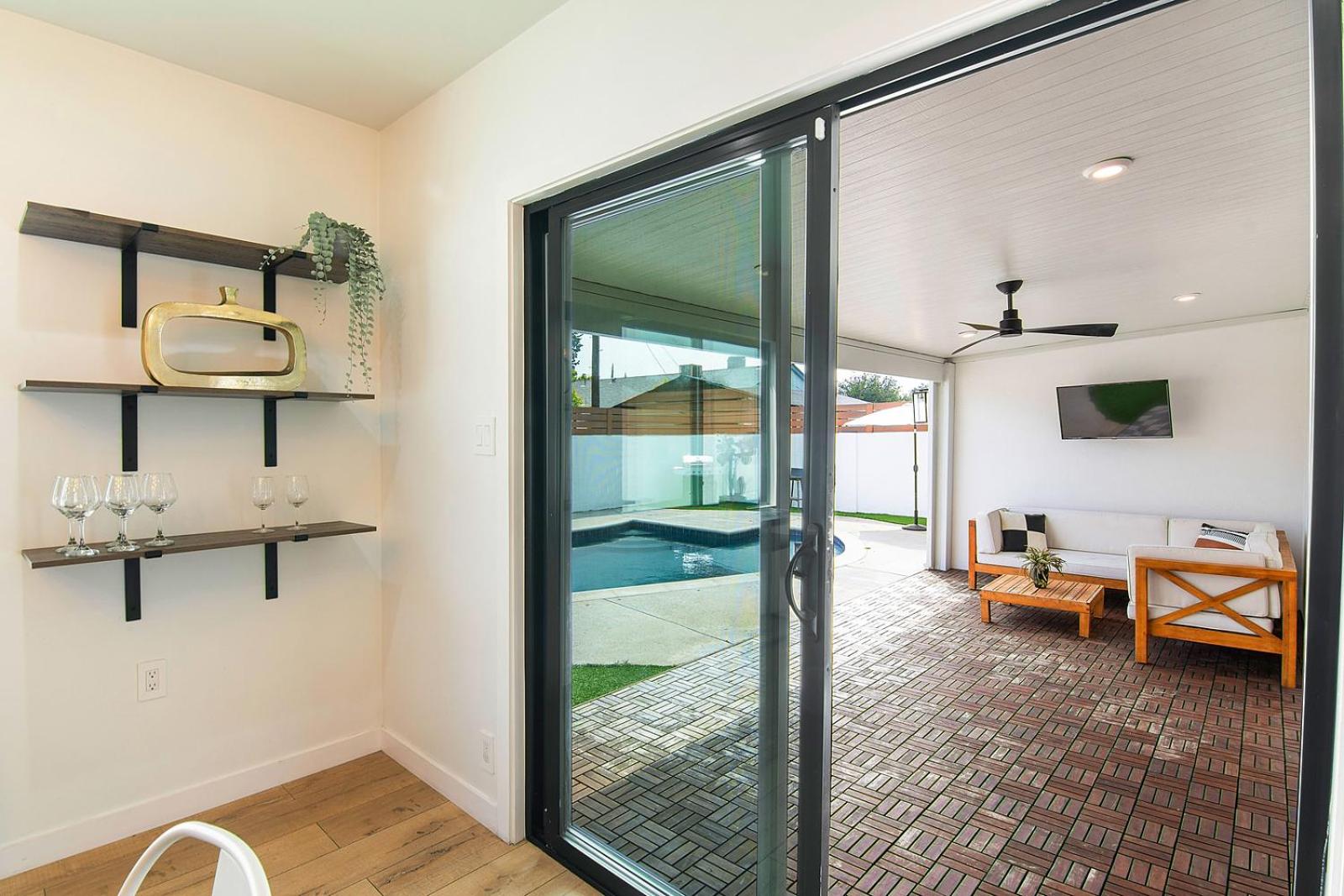 Beautiful Large Home + Pool