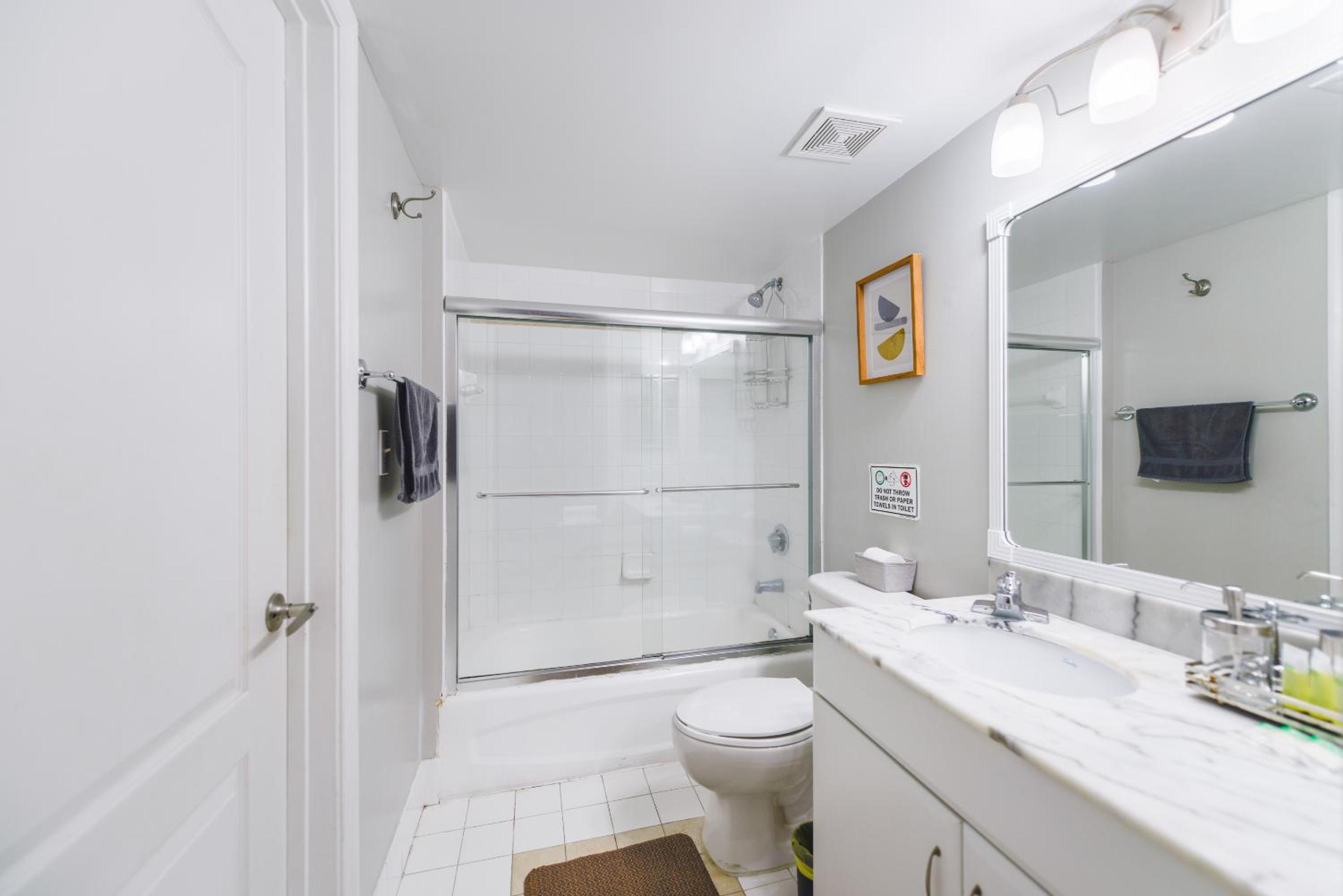 Amazing 3 BR Condo At Brickell with Pool