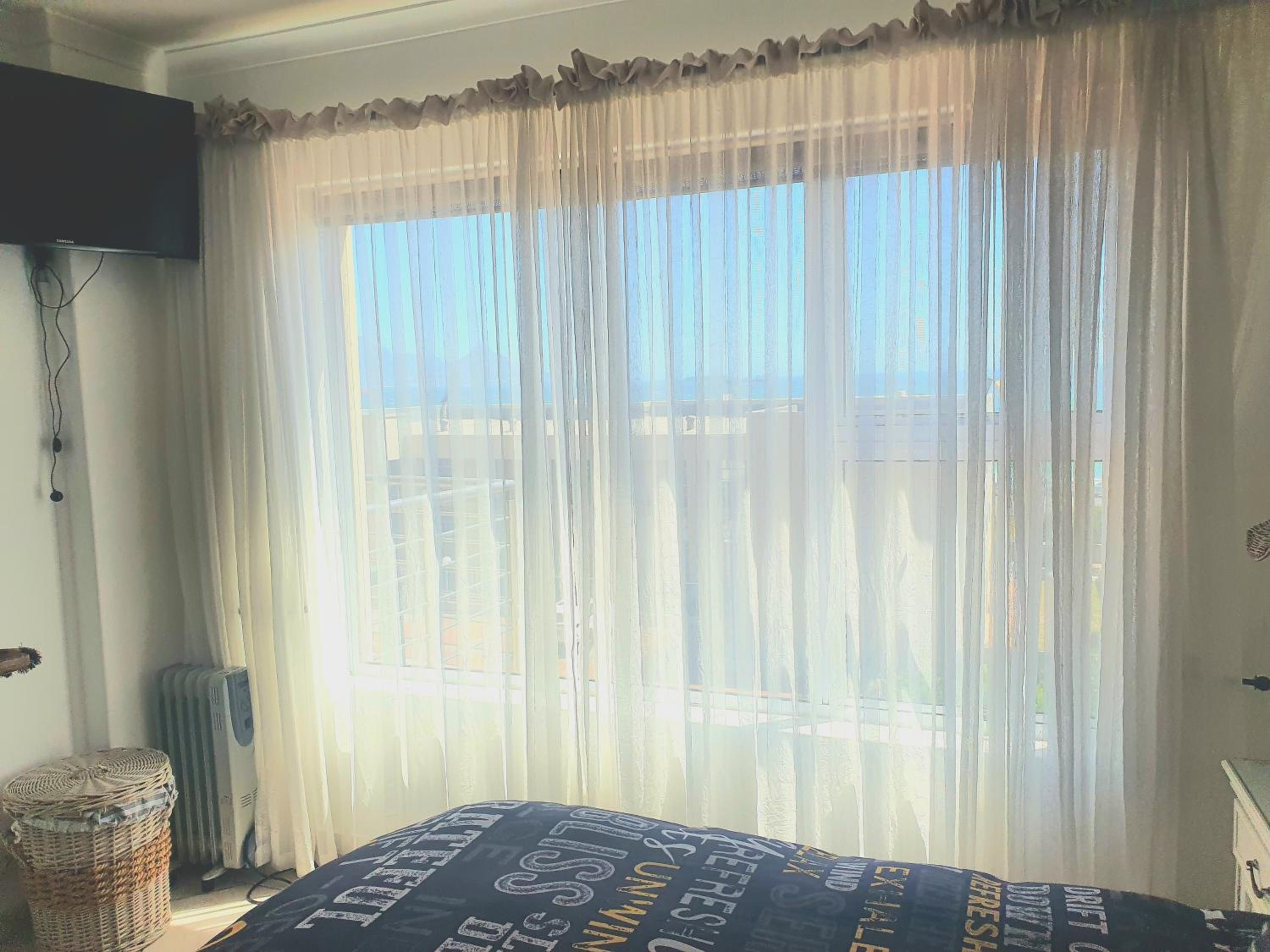Ocean & Mountain Views view 5