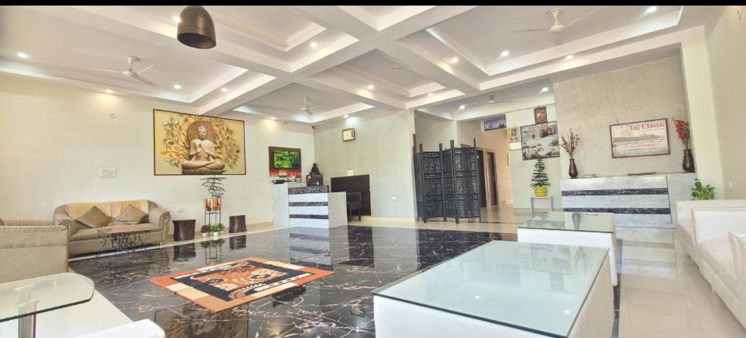 Taj Classic Agra