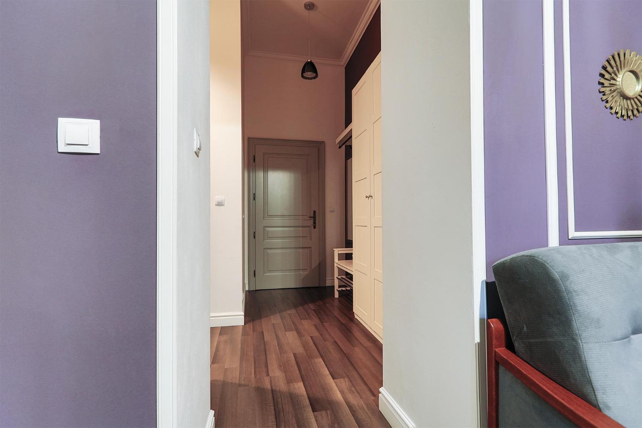 Two-bedroom Haven In The Old Town