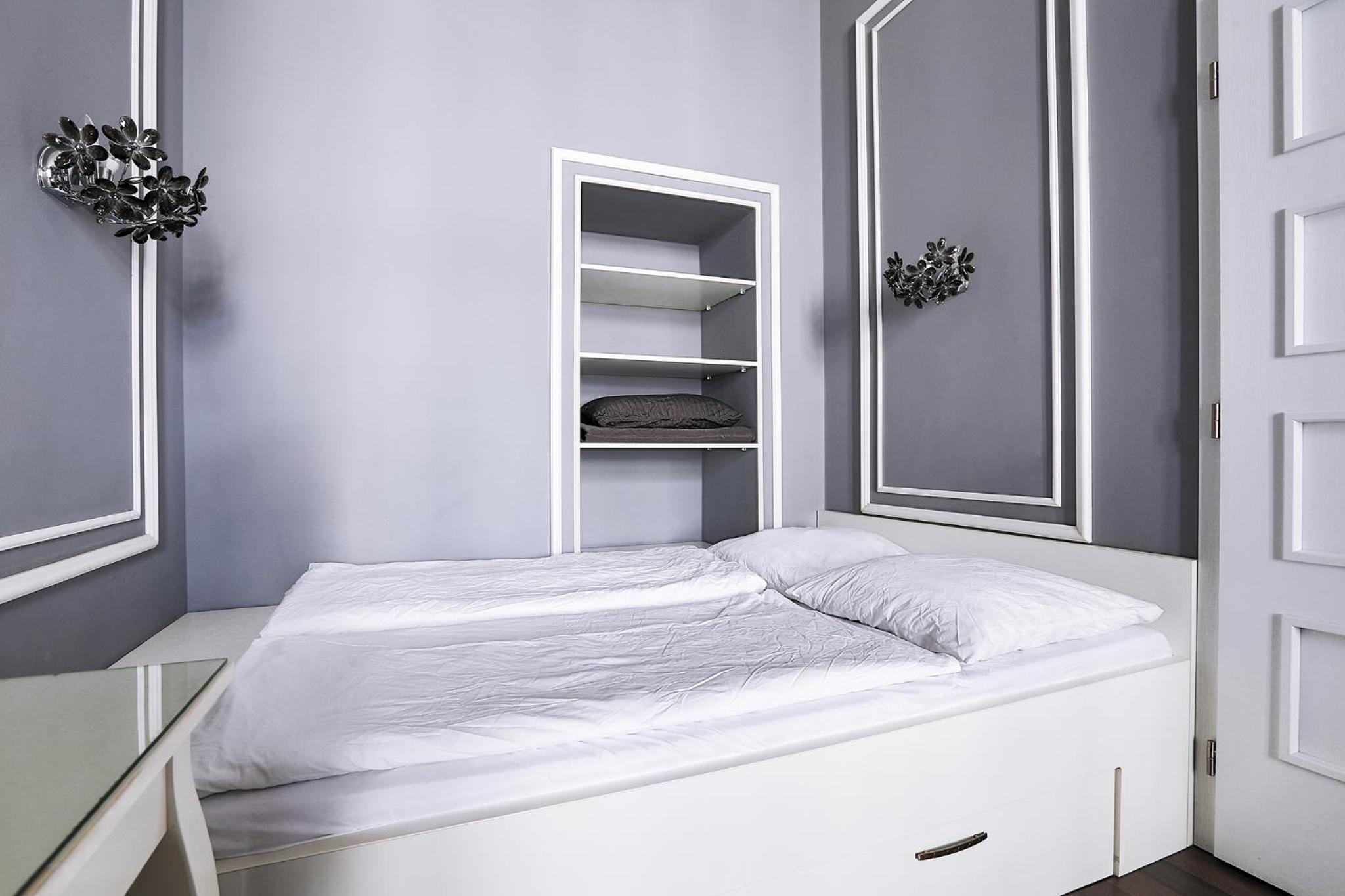 Two-bedroom Haven In The Old Town