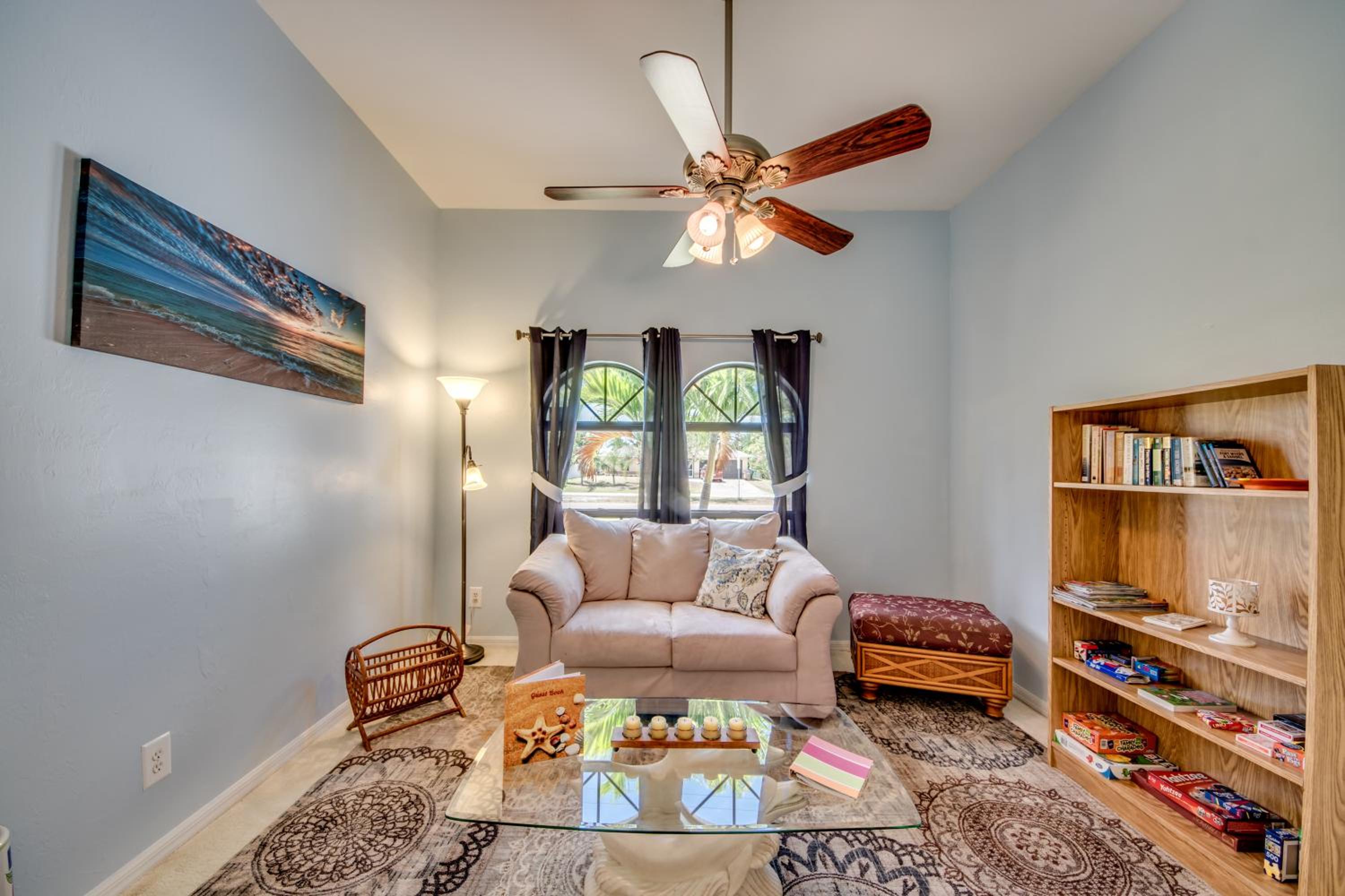 Villa McArita - 4 bedroom home w. heated pool on the water view 3