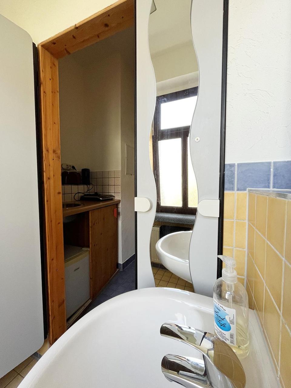 Homeplanet Hostel