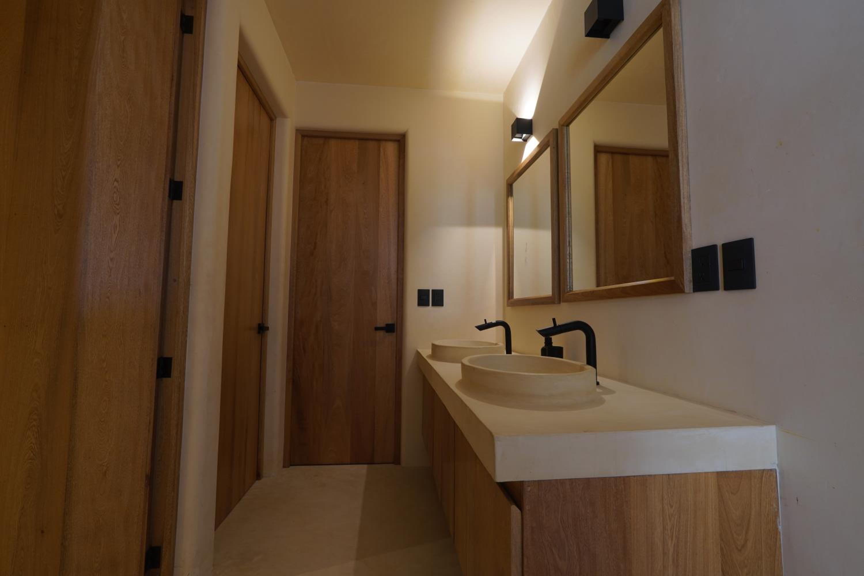 Casa Borka LUXURY FULLY FURNISHED BEACH CONDOS WITH POOL