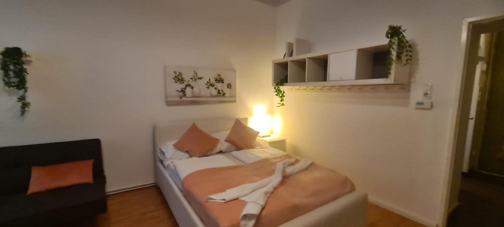 Peaceful Getaway 2BR Apartment with Shared Spaces
