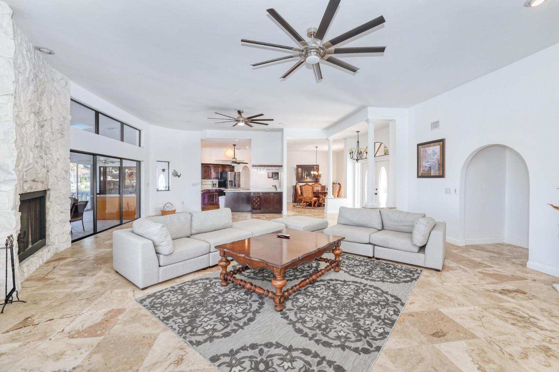 Villa Waterview - Amazing Gulf access pool and spa home on spacious corner lot! view 5