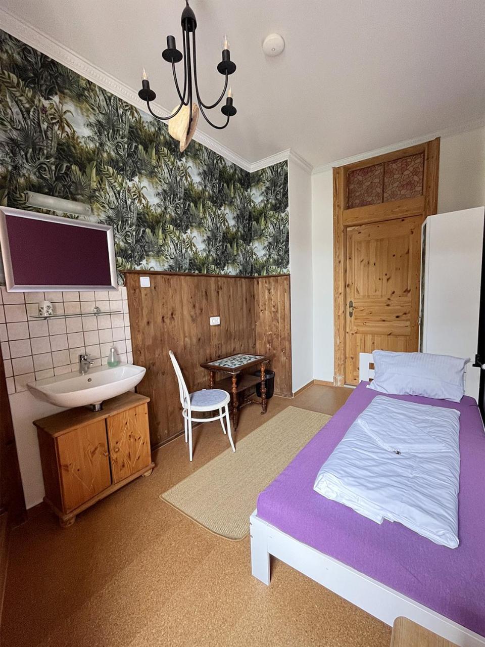 Homeplanet Hostel