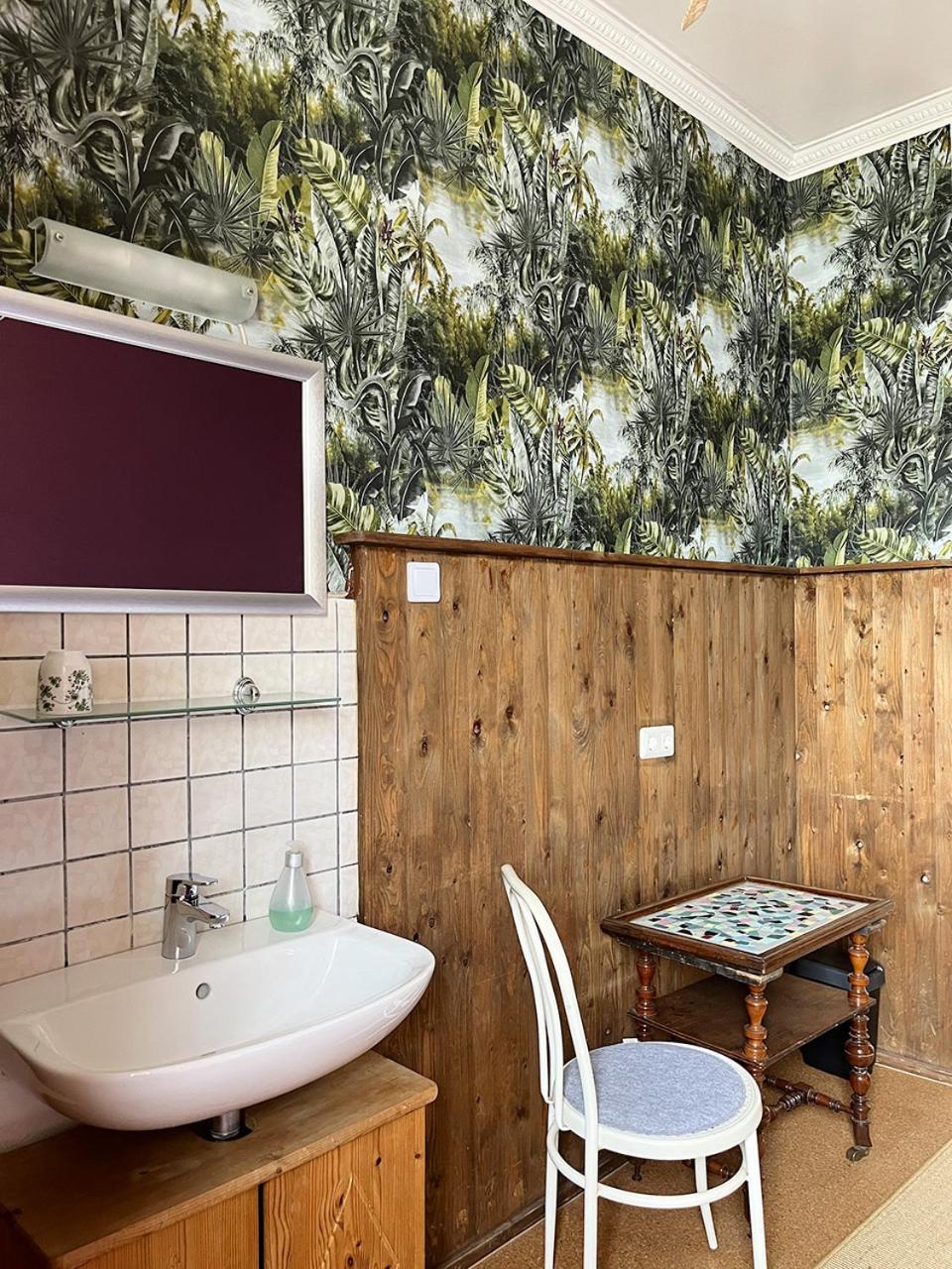 Homeplanet Hostel