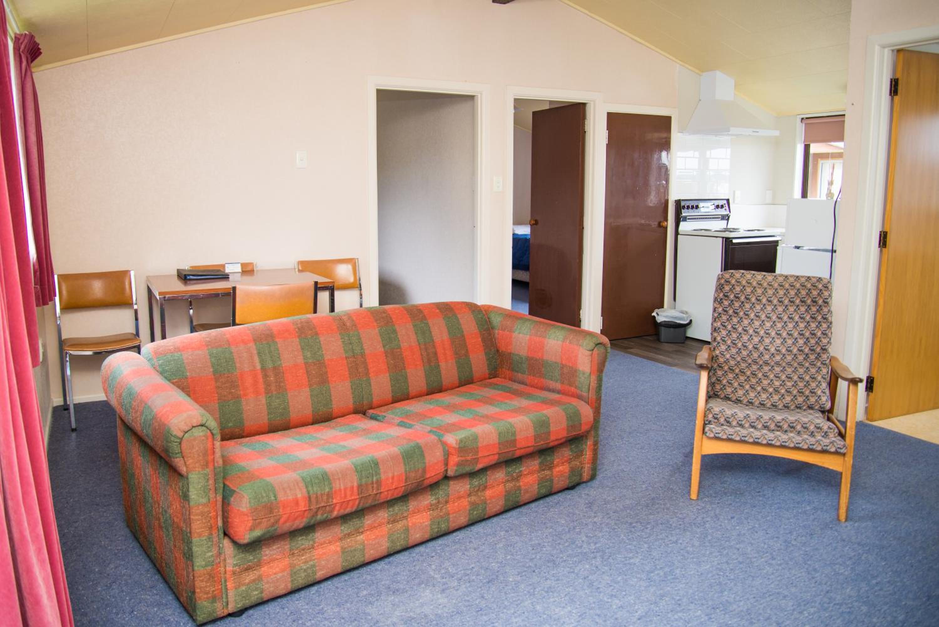Alpenhorn Motel