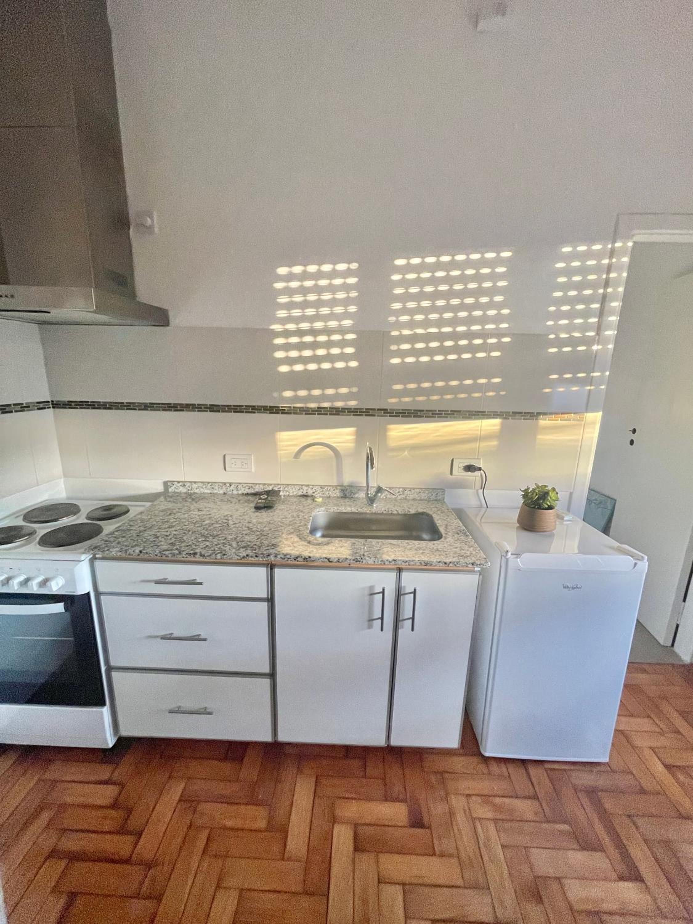 Ana Rent Departamento Moderno, Equipado full ,en San Isidro punto medio Tigre River y Tecnopolis