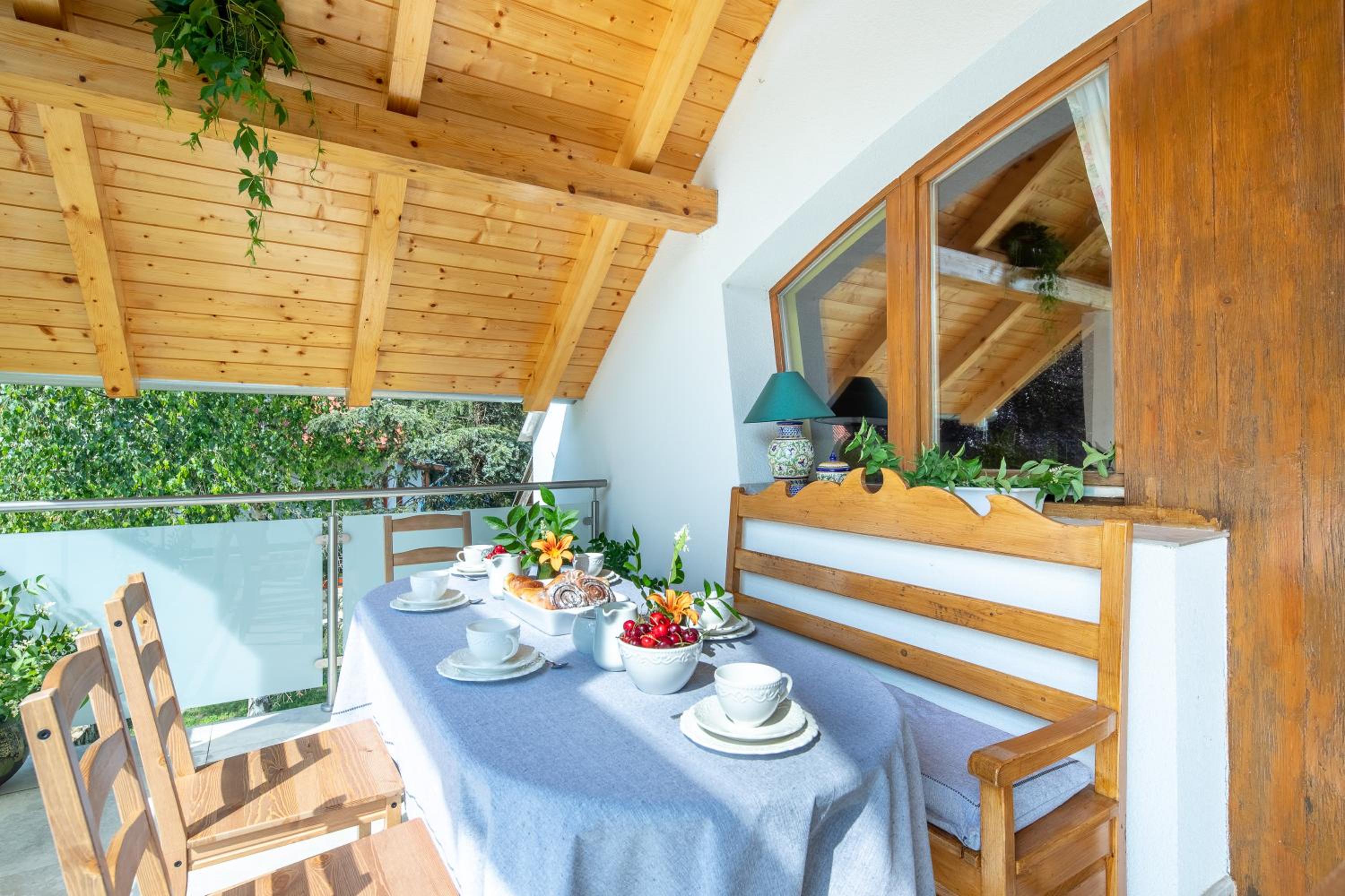 KupolaVilla-Apartment-Event house by the Danube river-Buda