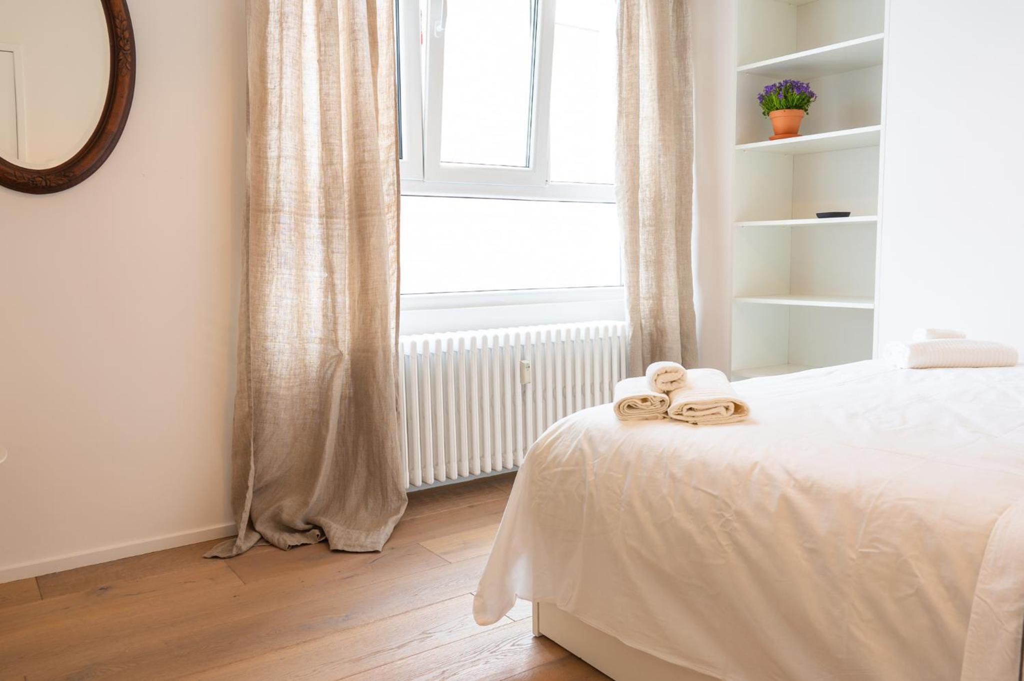 Stylish and Spacious City Center Apartment