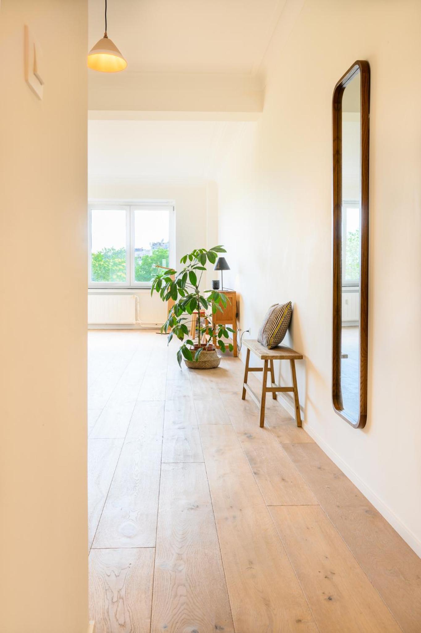 Stylish and Spacious City Center Apartment
