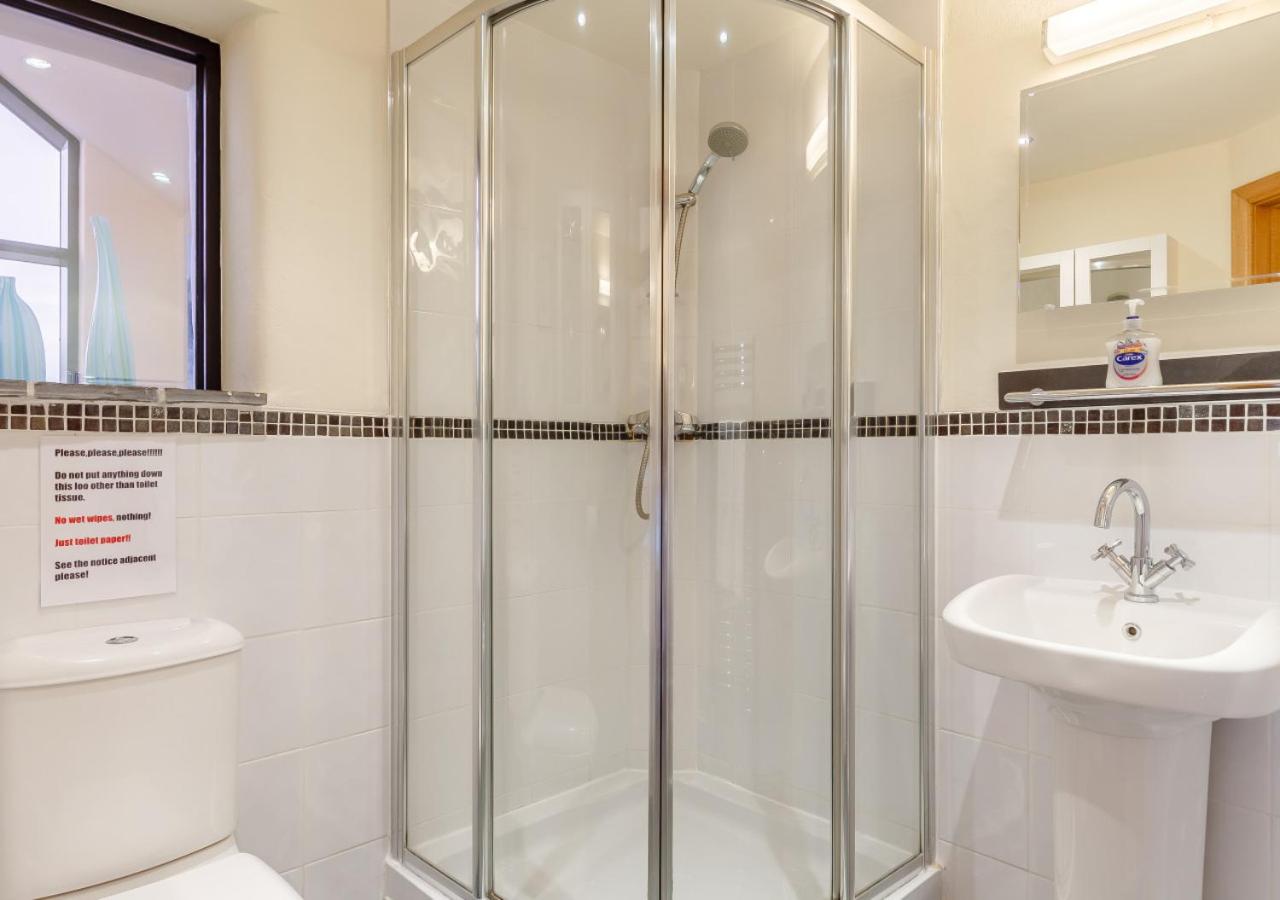 3 Bed in Wadebridge oc-p00421