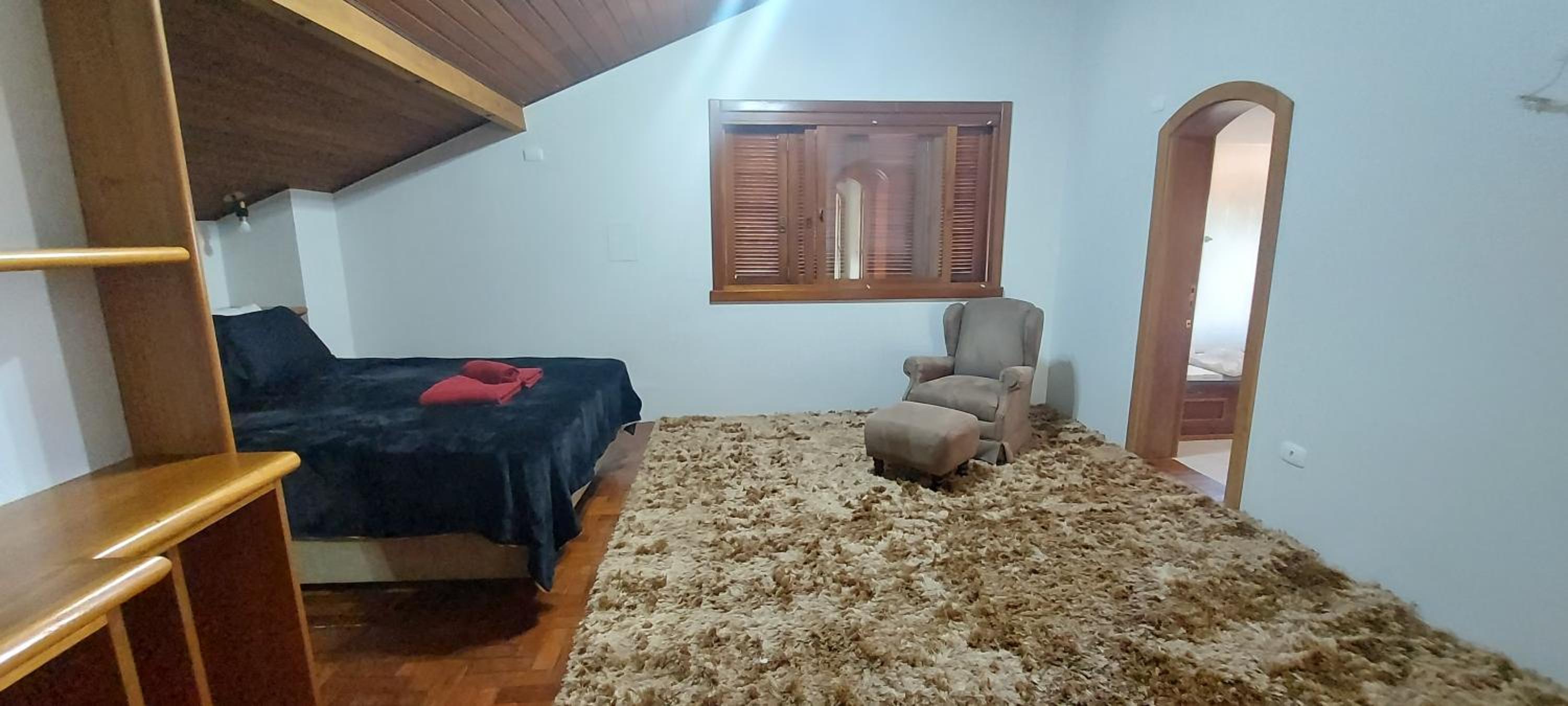 Casa 4 suíte, piscina interna em Pinto Bandeira