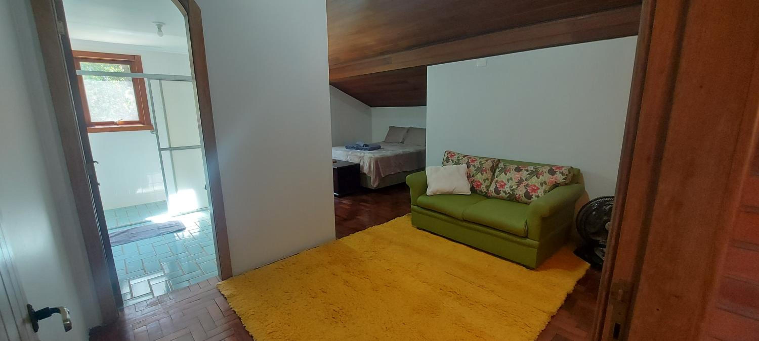 Casa 4 suíte, piscina interna em Pinto Bandeira