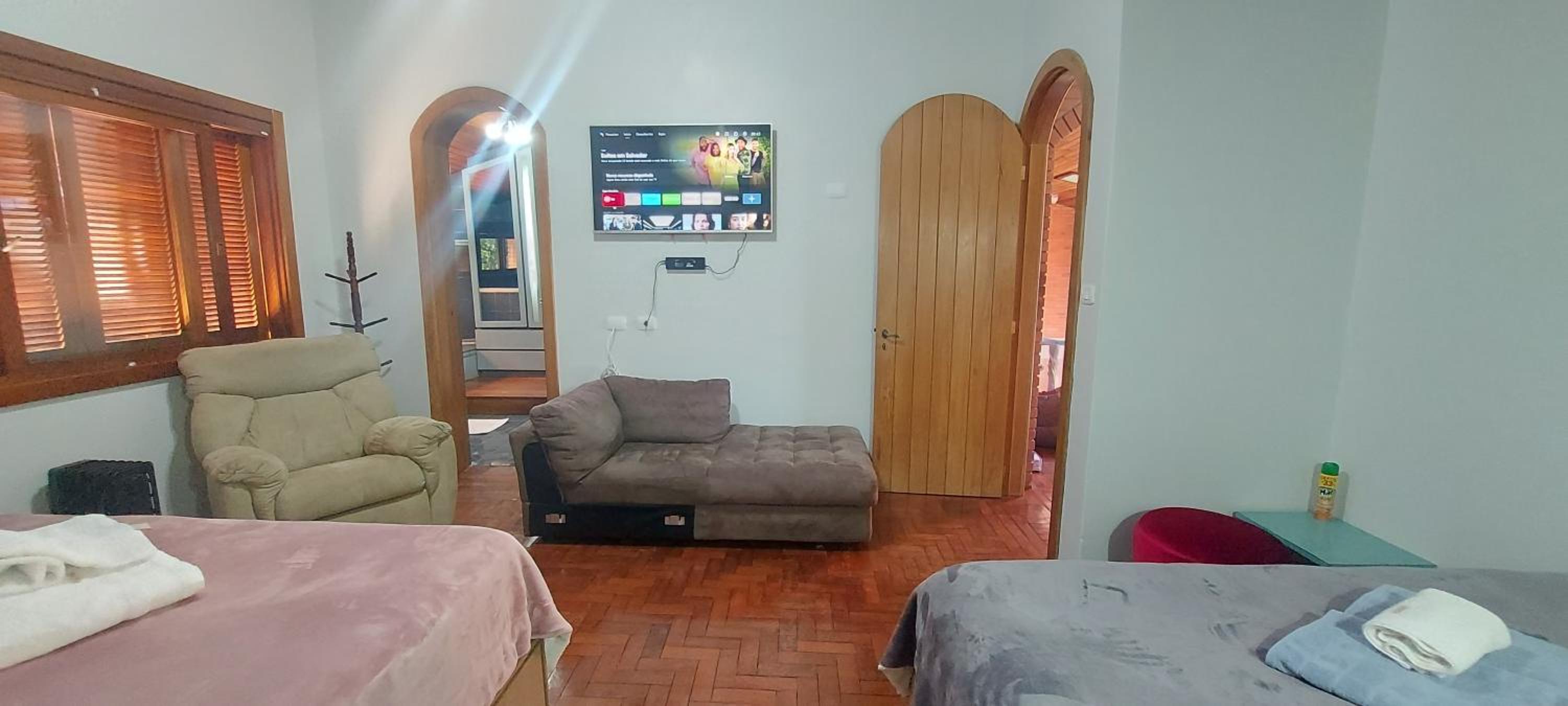 Casa 4 suíte, piscina interna em Pinto Bandeira