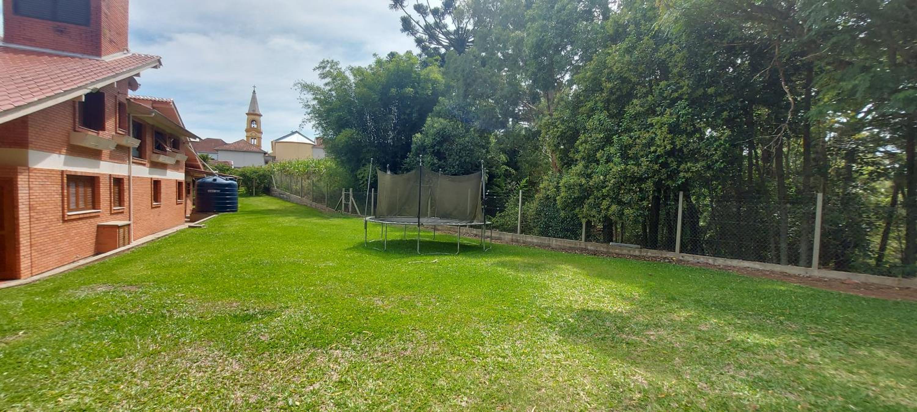 Casa 4 suíte, piscina interna em Pinto Bandeira