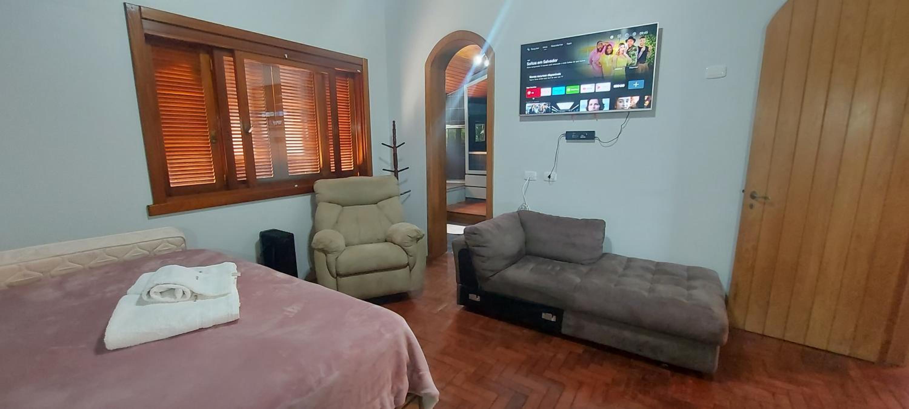 Casa 4 suíte, piscina interna em Pinto Bandeira