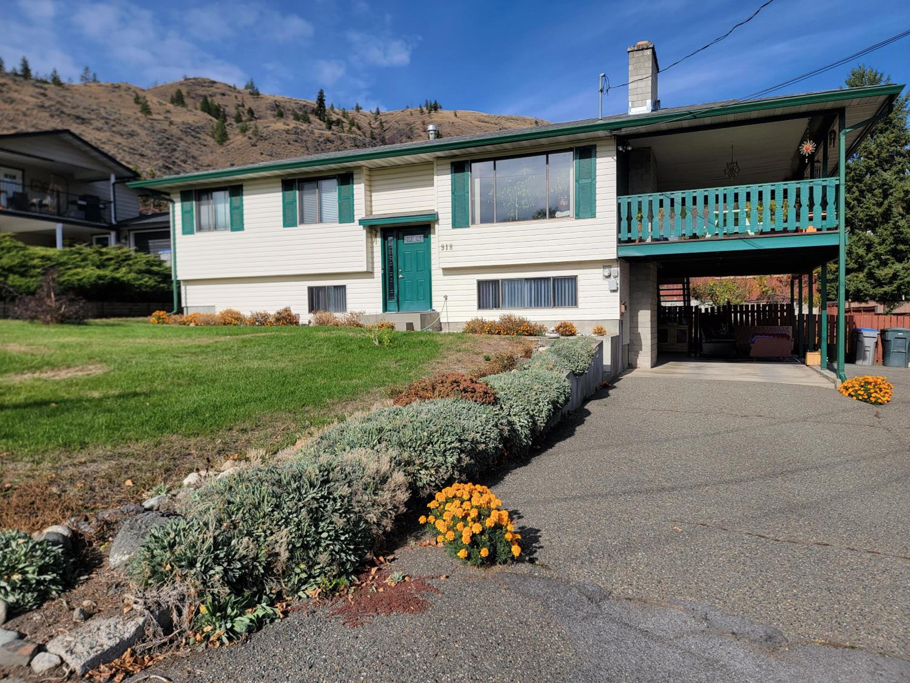 Kamloops Vacations - Charming - 2 bedrooms basemnt, 1 full bath  rec room - Property Image 2