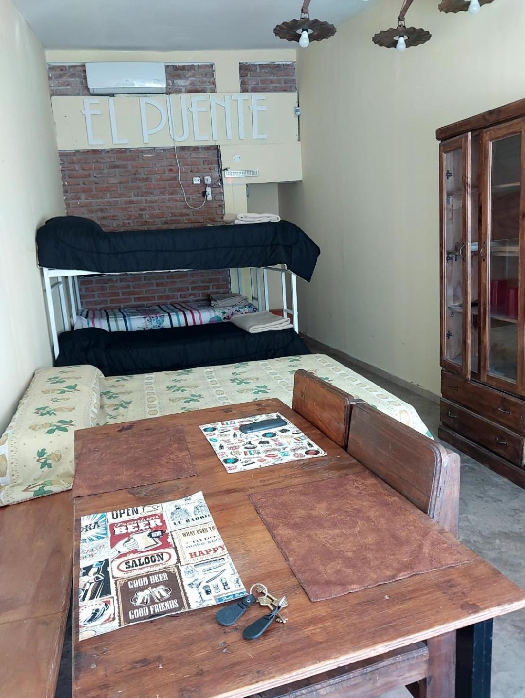 Moto Hostal el Tata