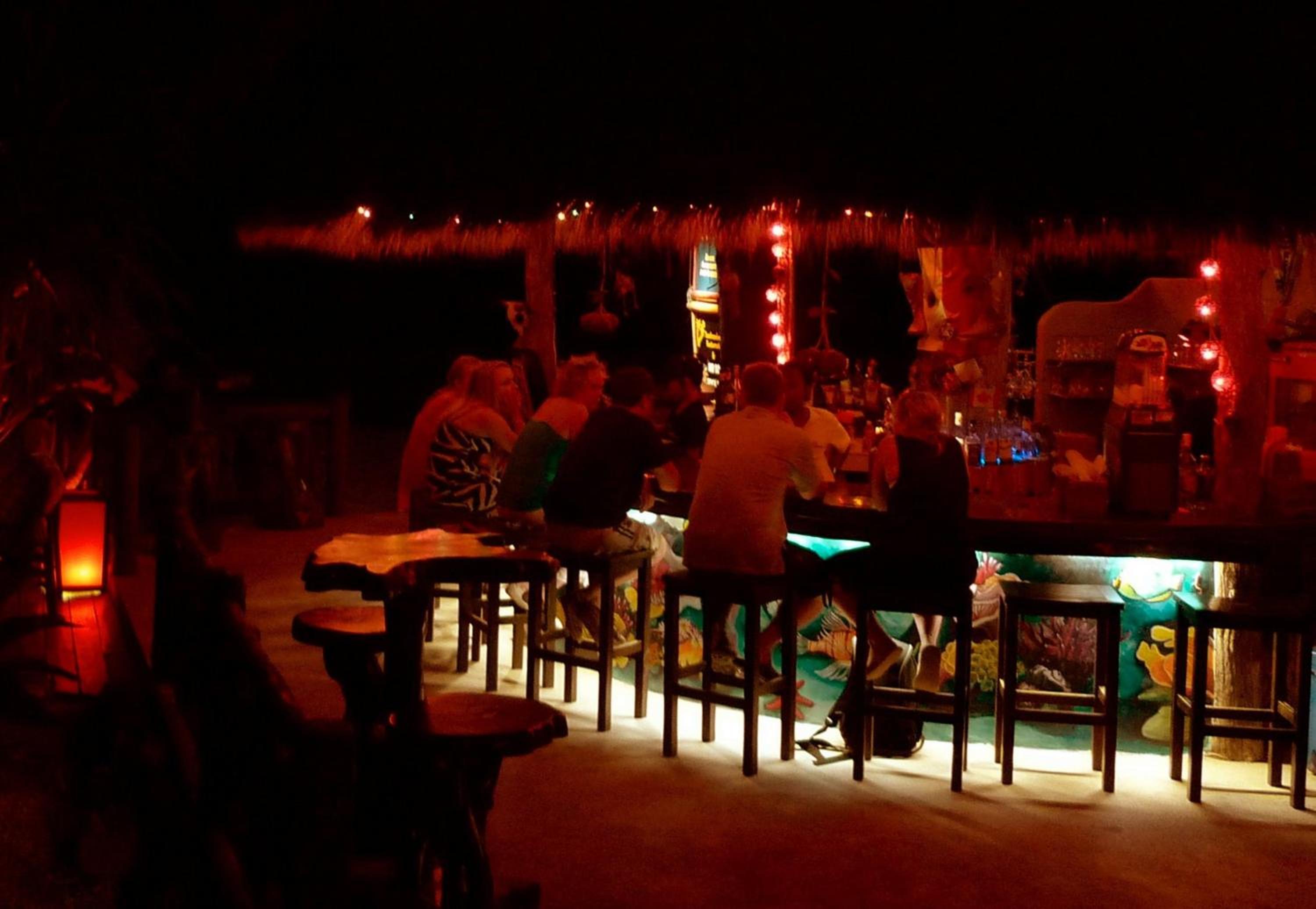 Lanta Castaway Beach Resort