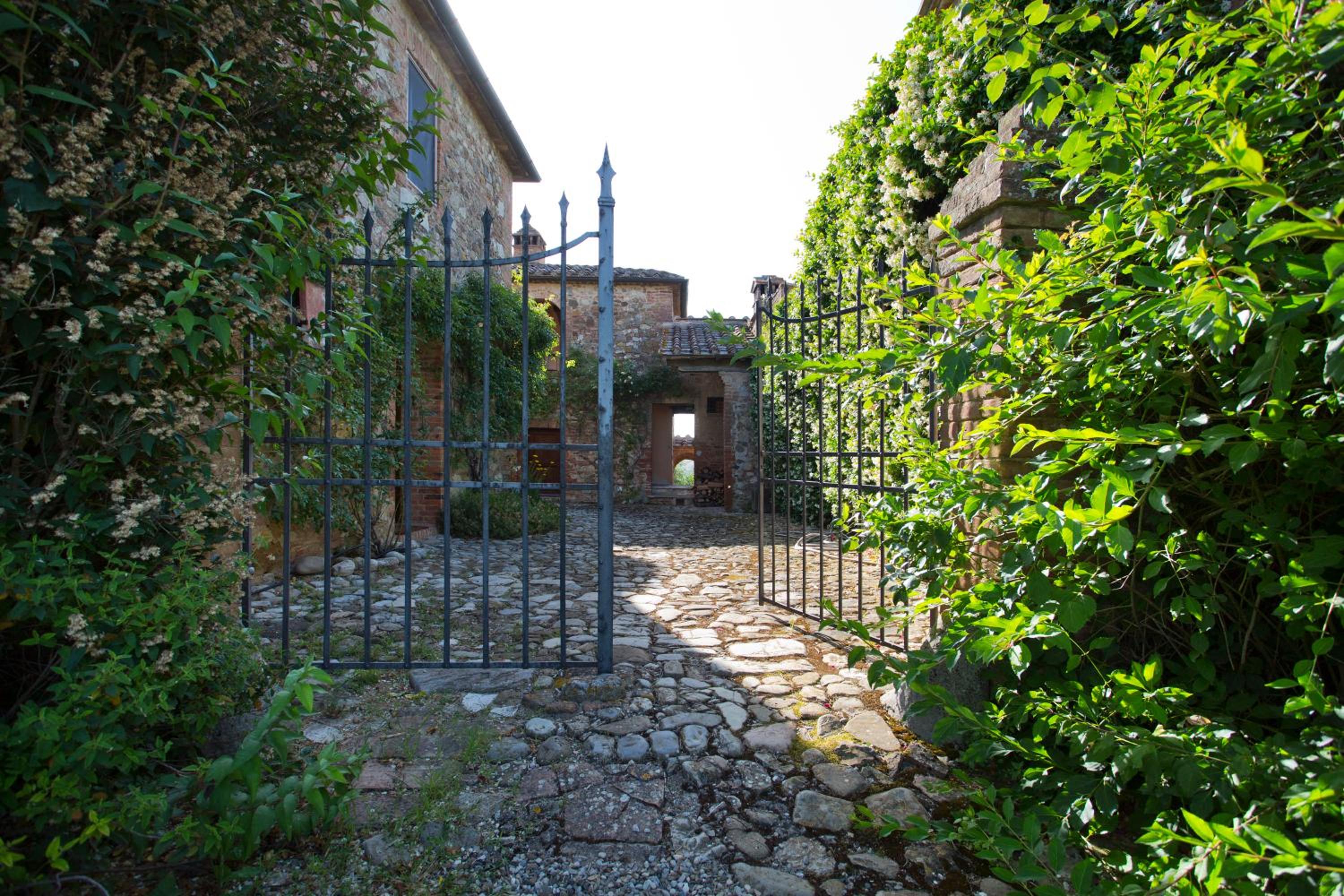 PodereCasello Vicodarbia Siena