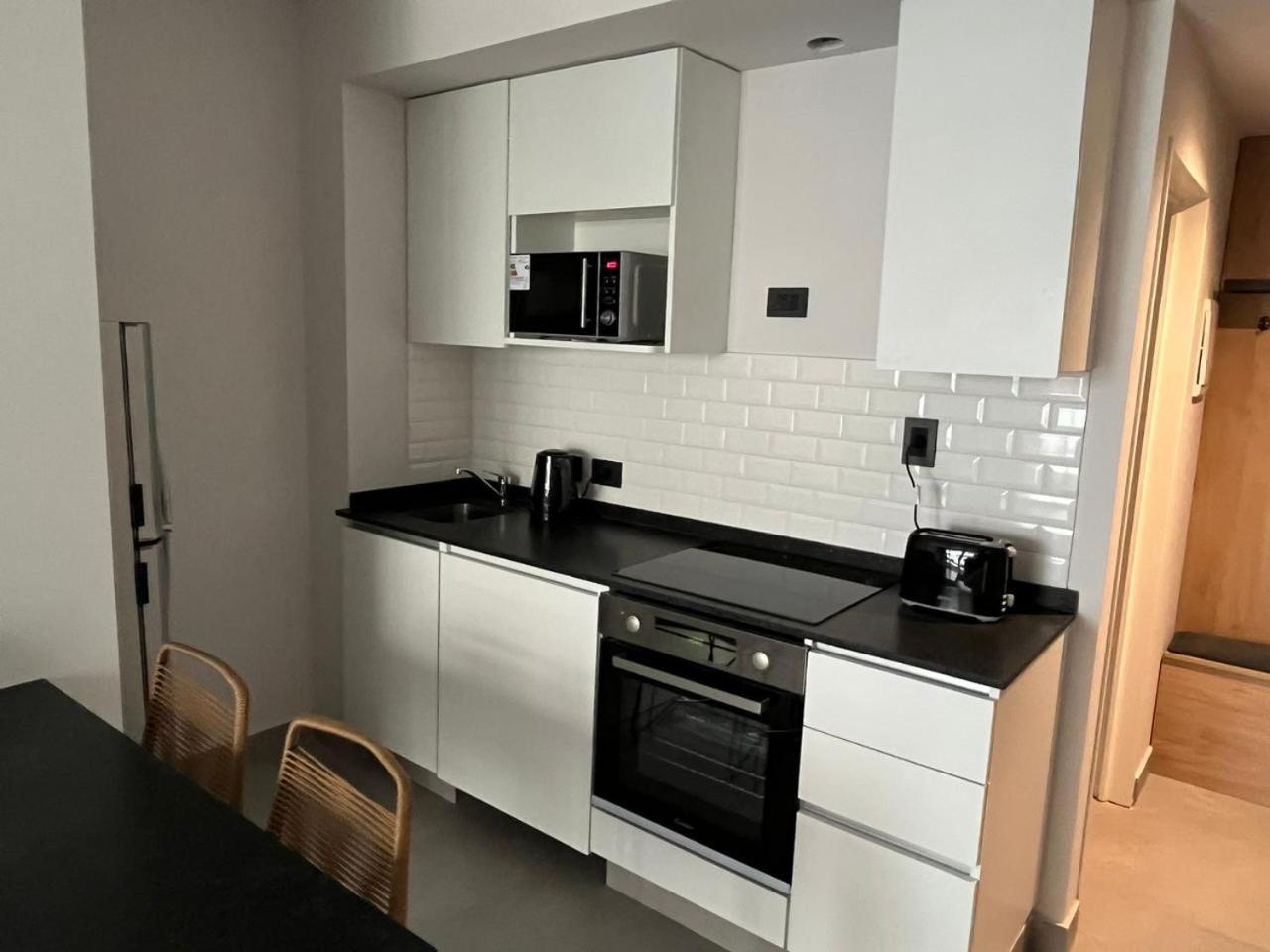 Apartamentos Deluxe [JNJR869]