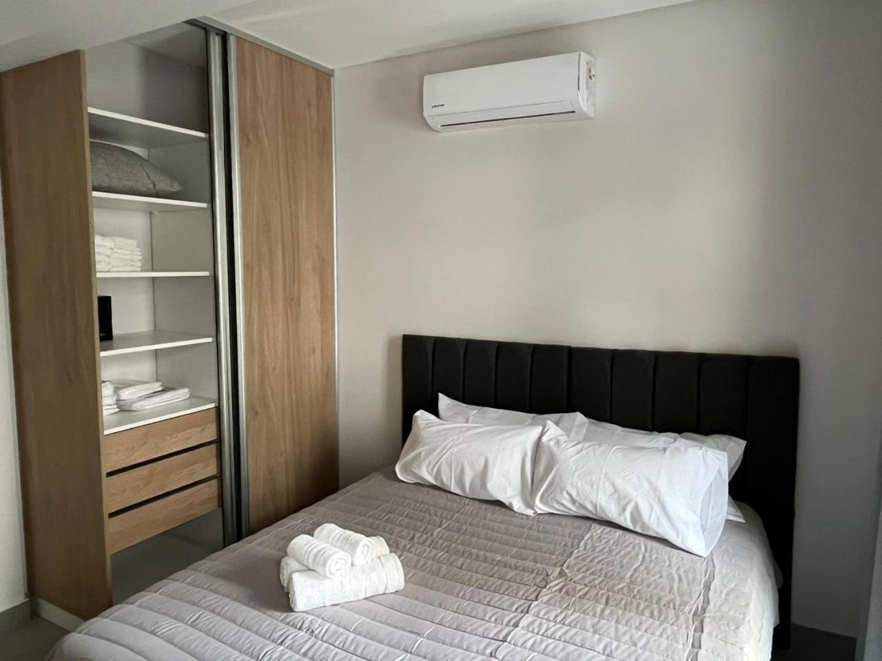 Apartamentos Deluxe [JNJR869]