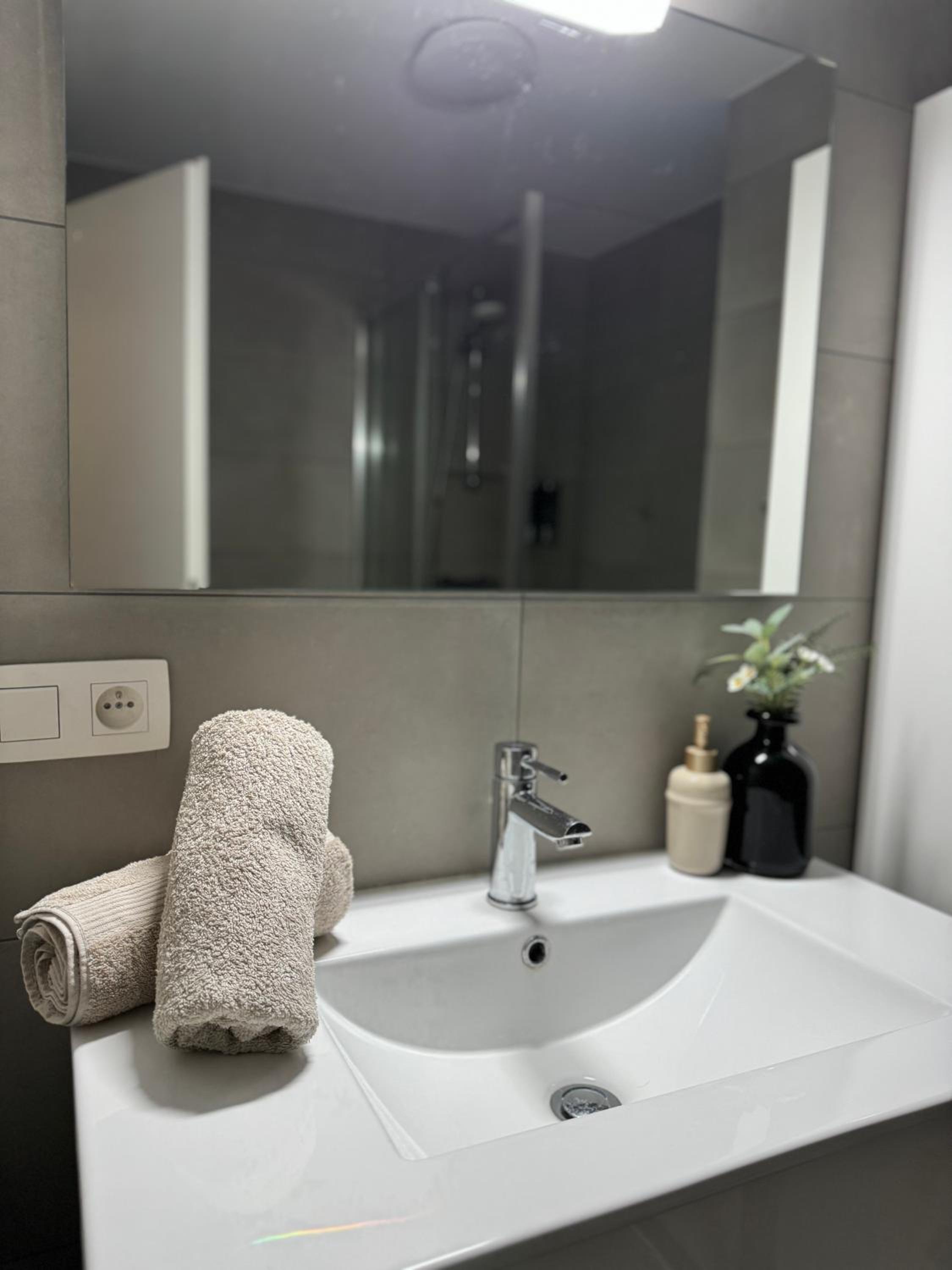 Liège Luxe & Jacuzzi sous les étoiles