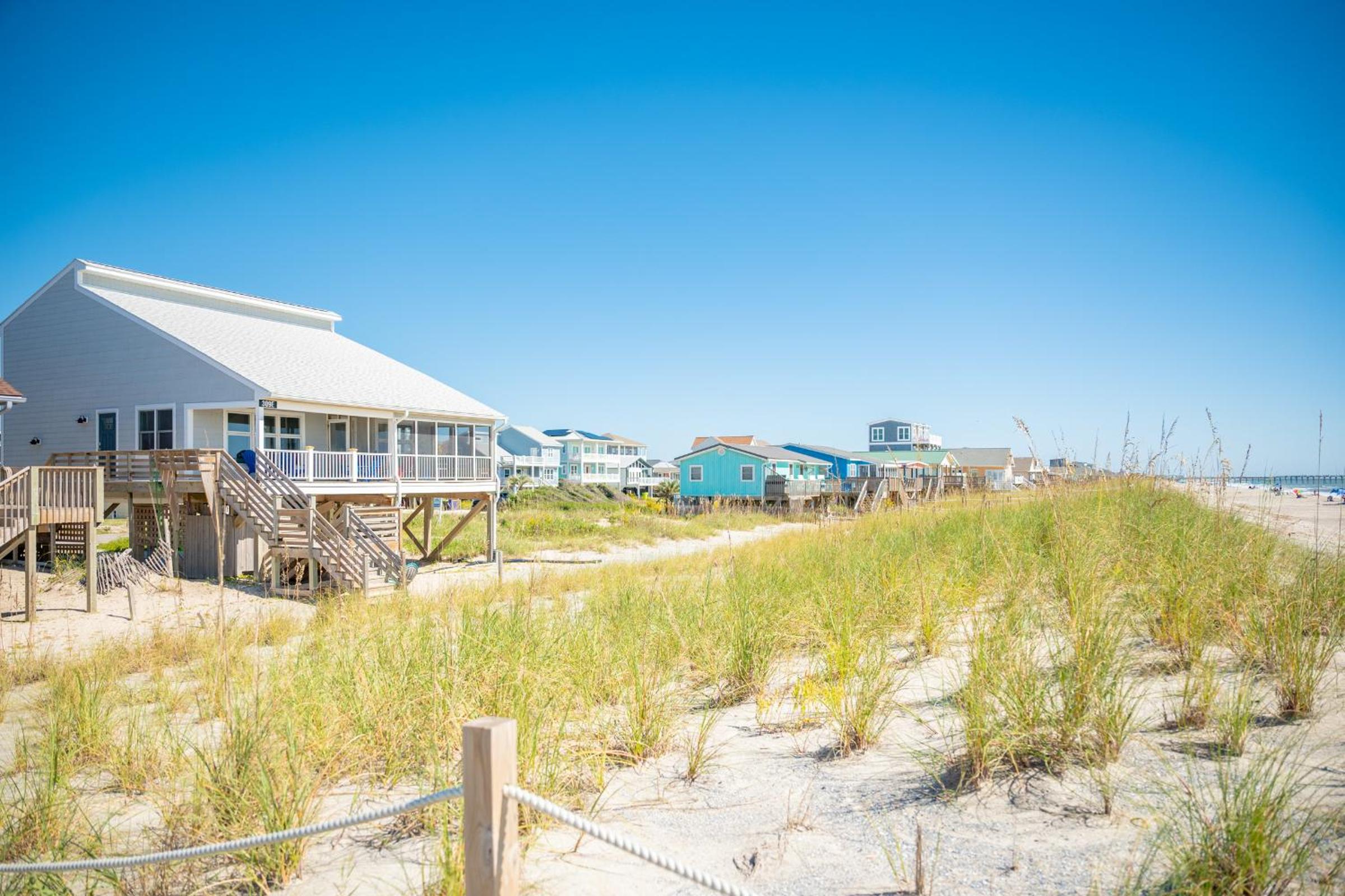 7th Heaven by Oak Island Accommodations view 5
