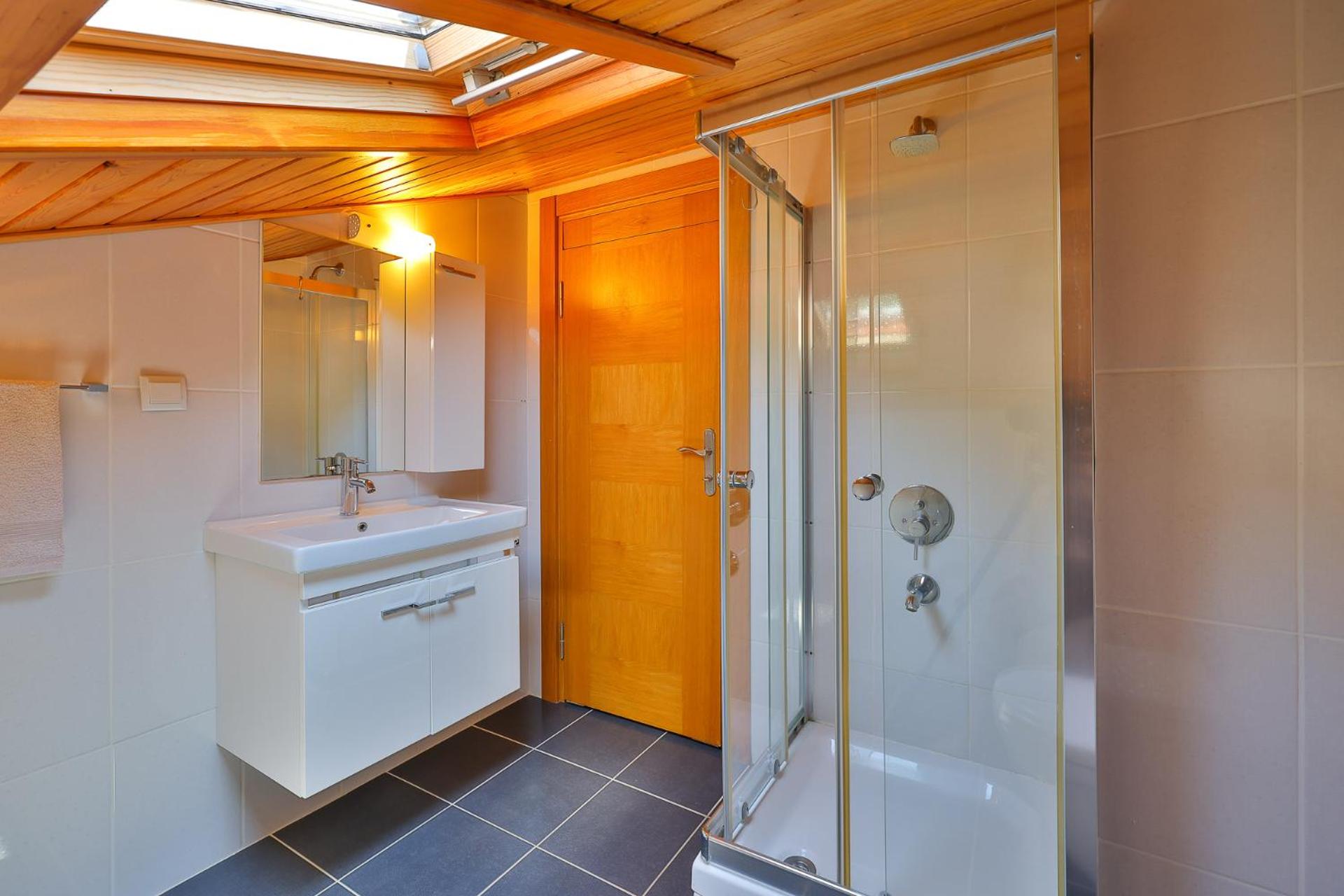 Apollo Apart - Image 22