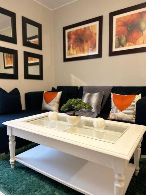 Bachelor apartment in Brynston