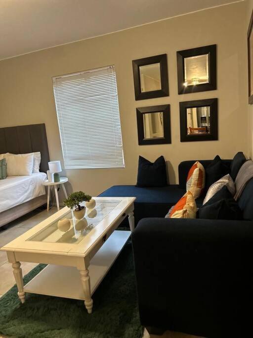Bachelor apartment in Brynston